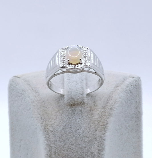 Ring Gold 375er mit Opal und Diamantsplitter Weißgold