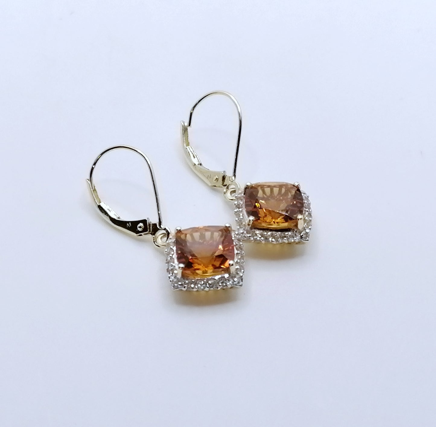 Ohrringe 375er Gold mit Citrin und Zirkon