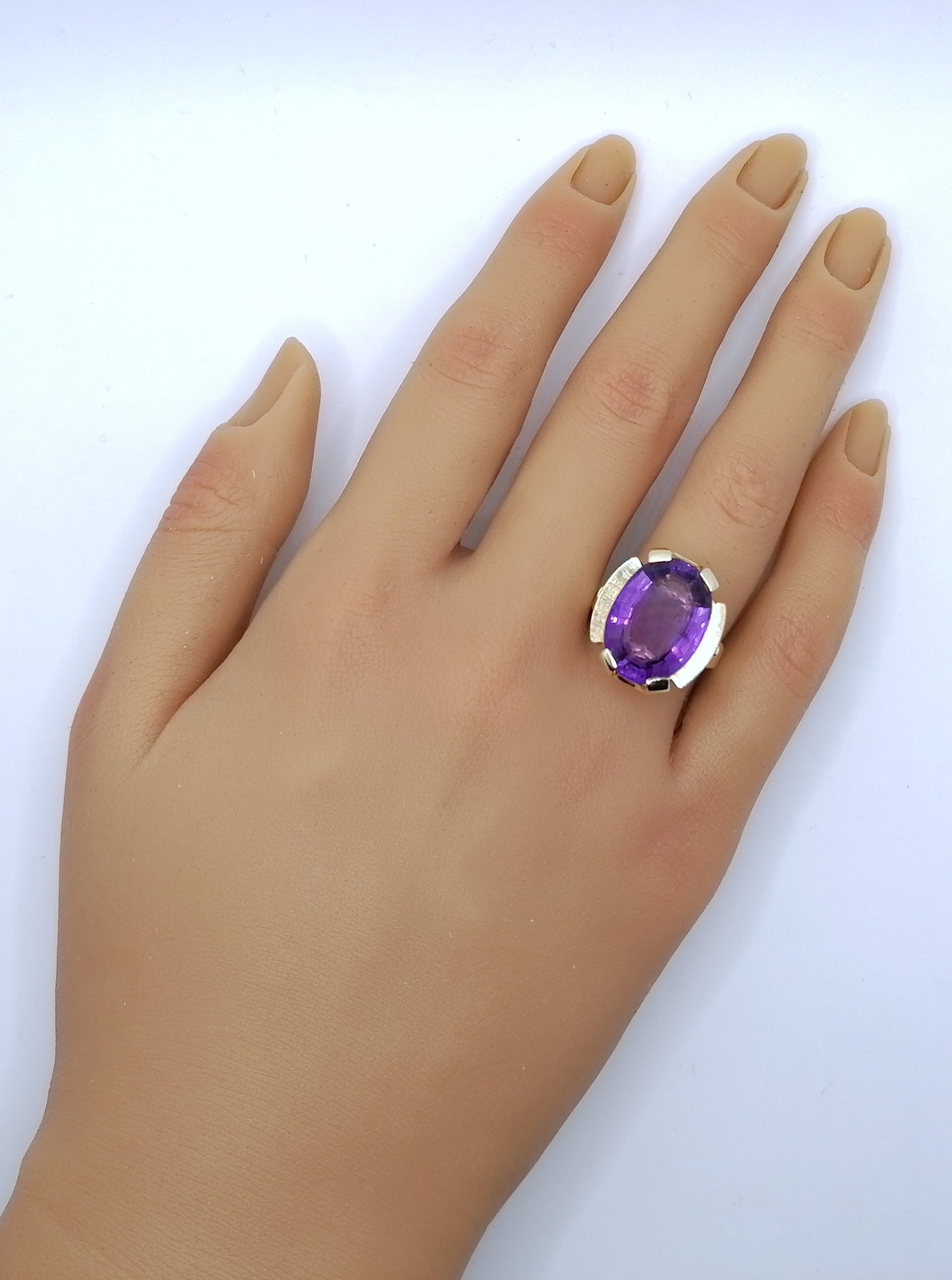 Ring Gold 585er mit Amethyst Prunkvoll Gr. 57