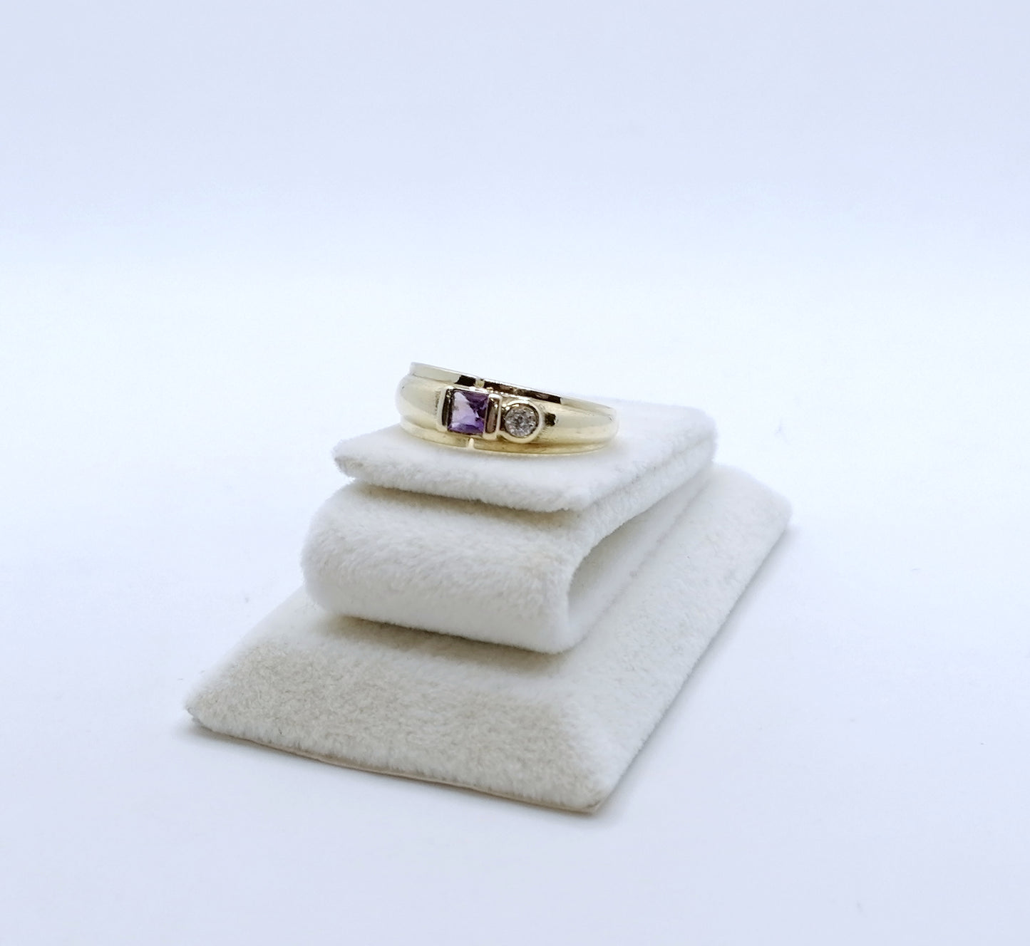 Ring Gold 333er mit Amethyst und Zirkonia Gr. 54