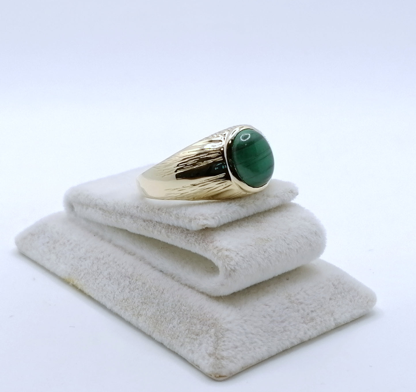 Englischer Ring Gold 375er mit Malachit
