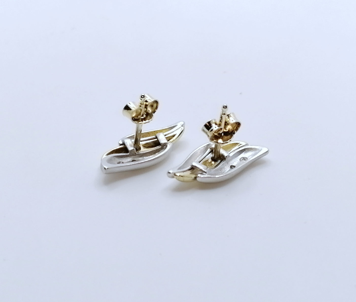 Ohrstecker 333er Gold Gelbgold Weißgold mit Diamantsplitter