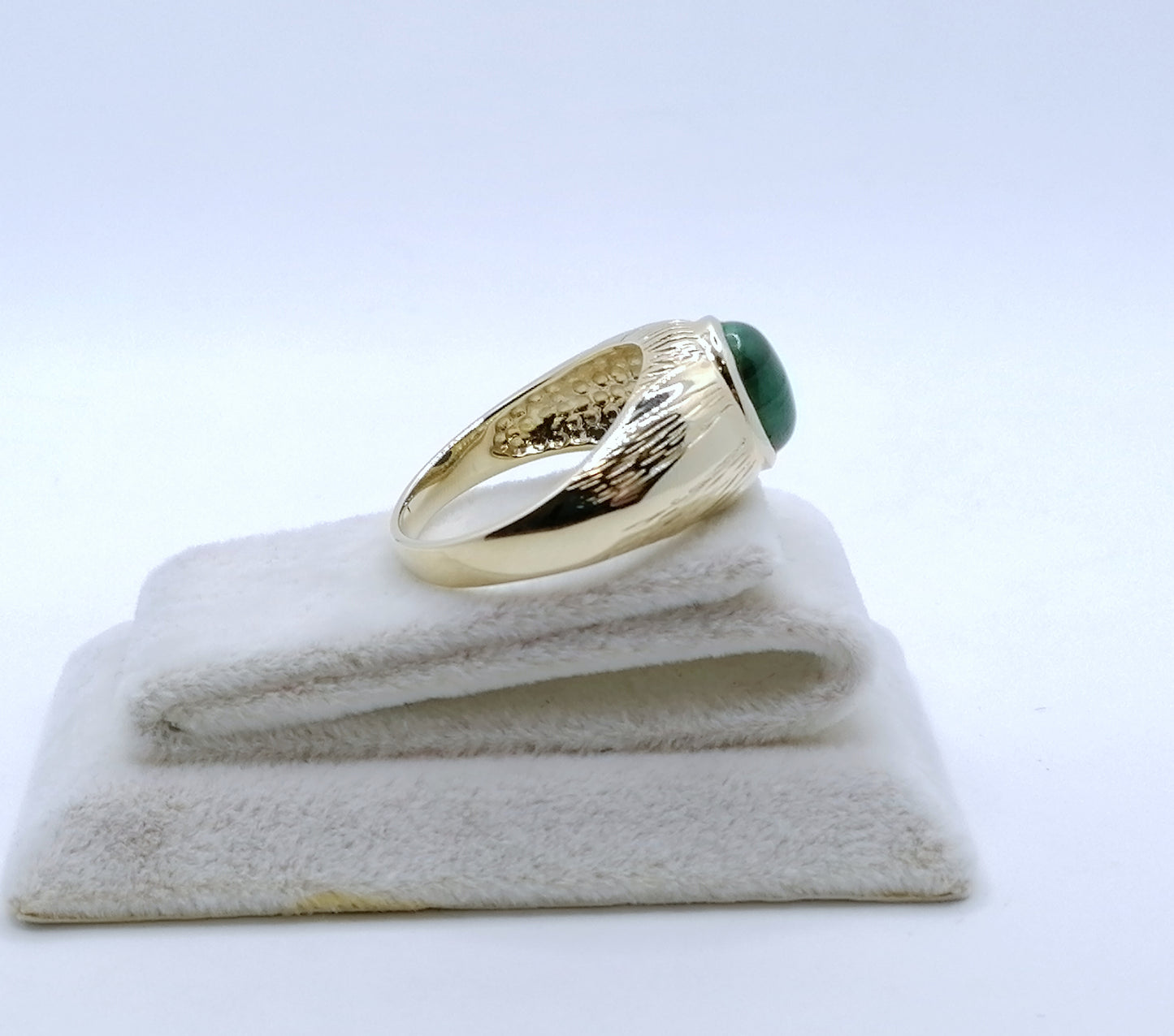 Englischer Ring Gold 375er mit Malachit