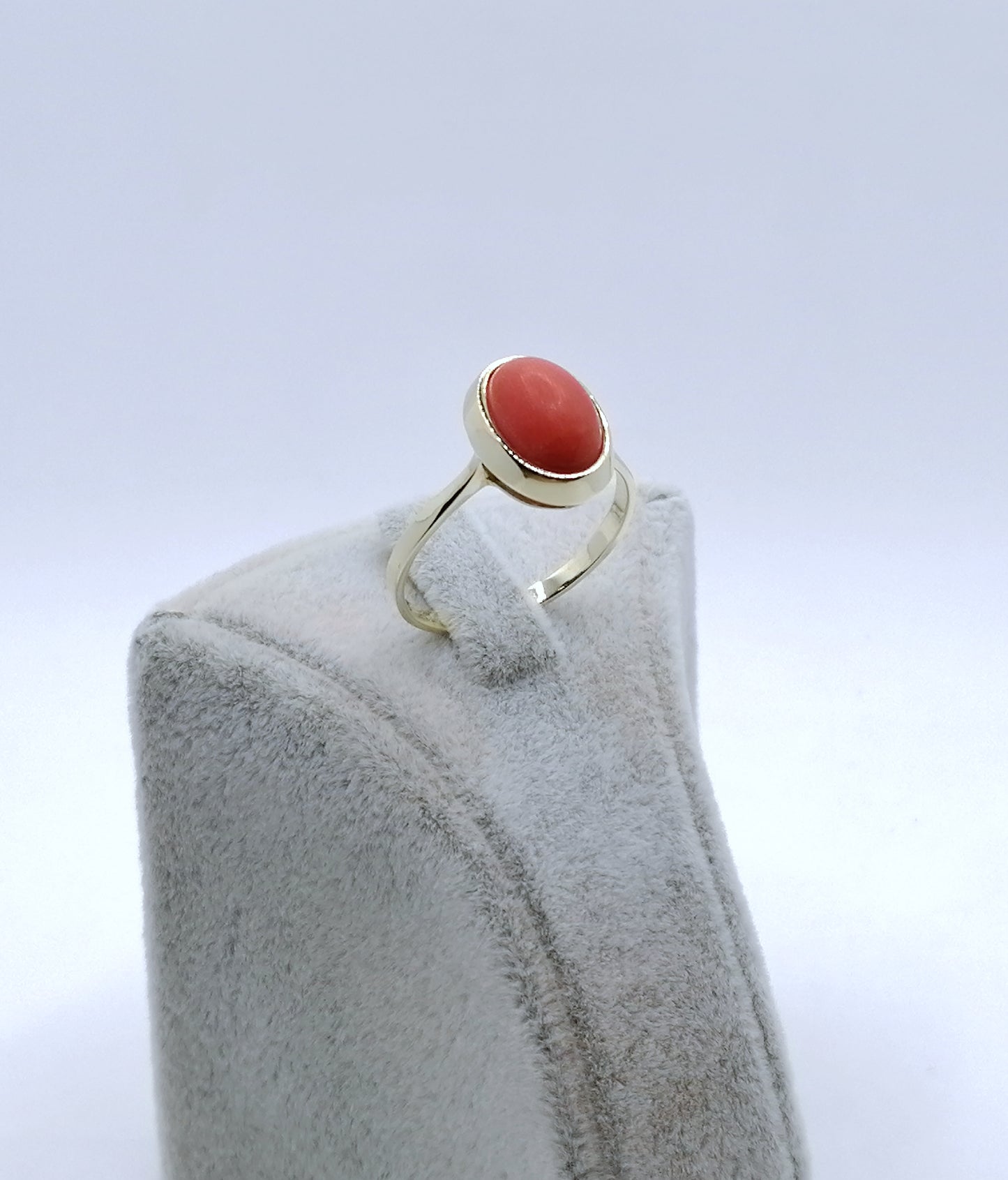 Ring Gold 333er mit Koralle Gr. 63