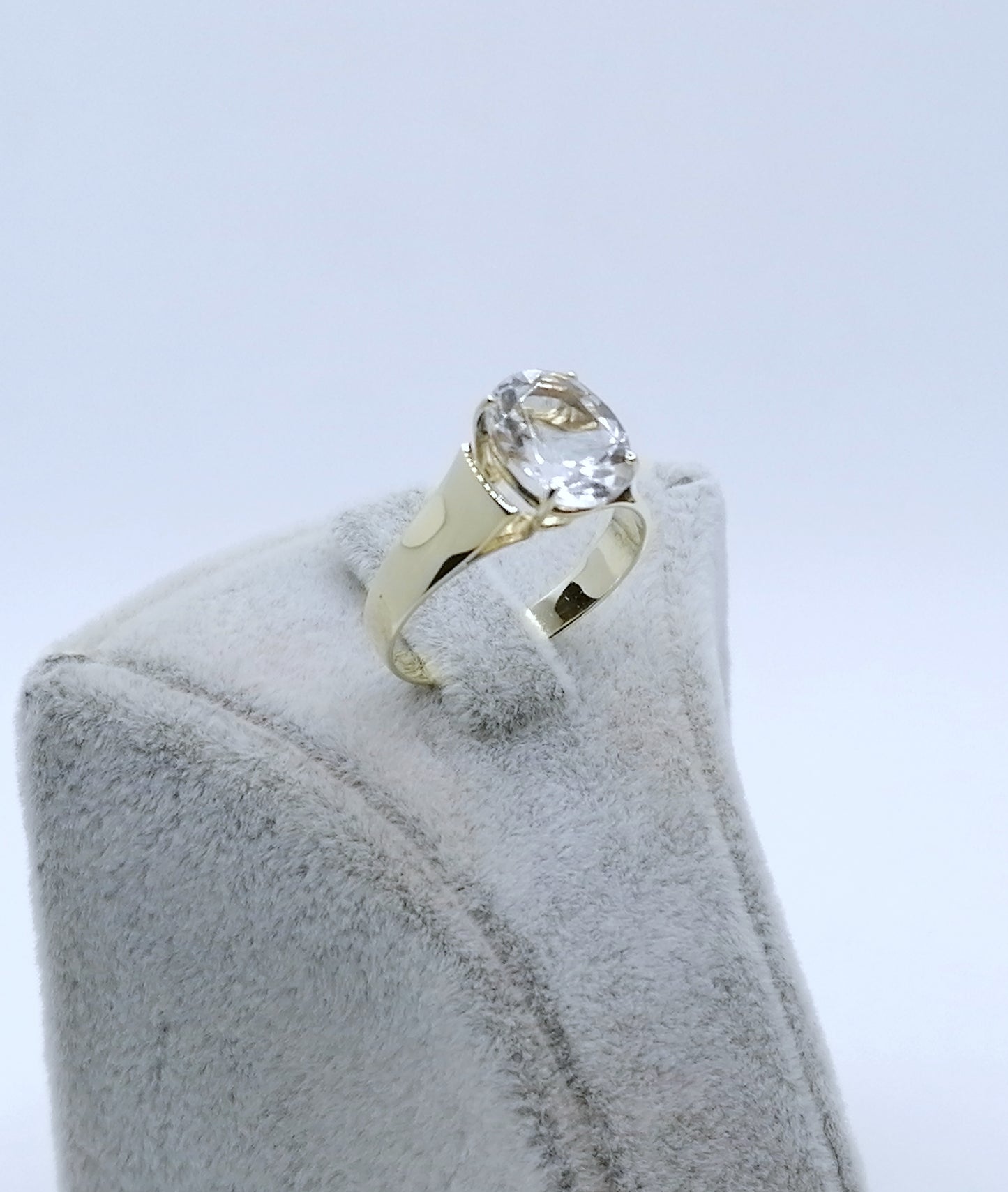 Ring Gold 333 mit Kristallquarz Gr. 57