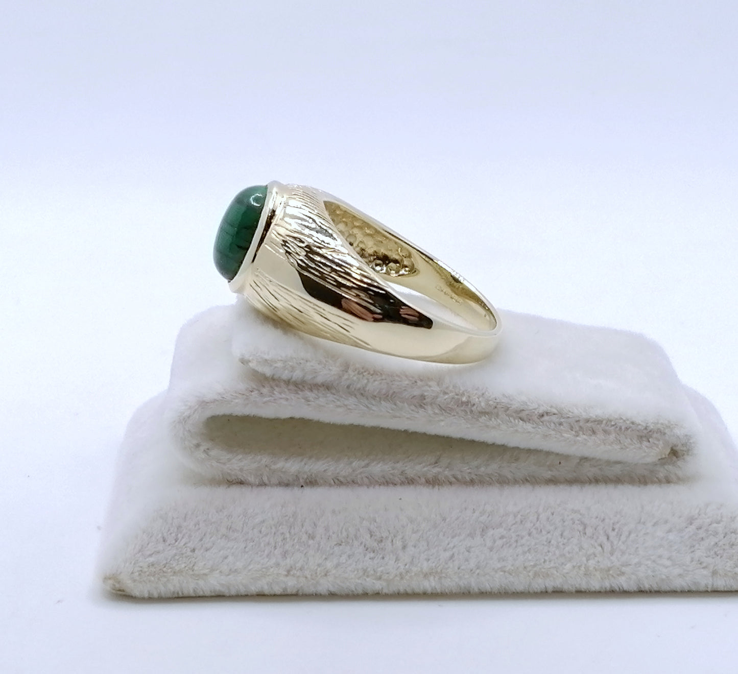 Englischer Ring Gold 375er mit Malachit