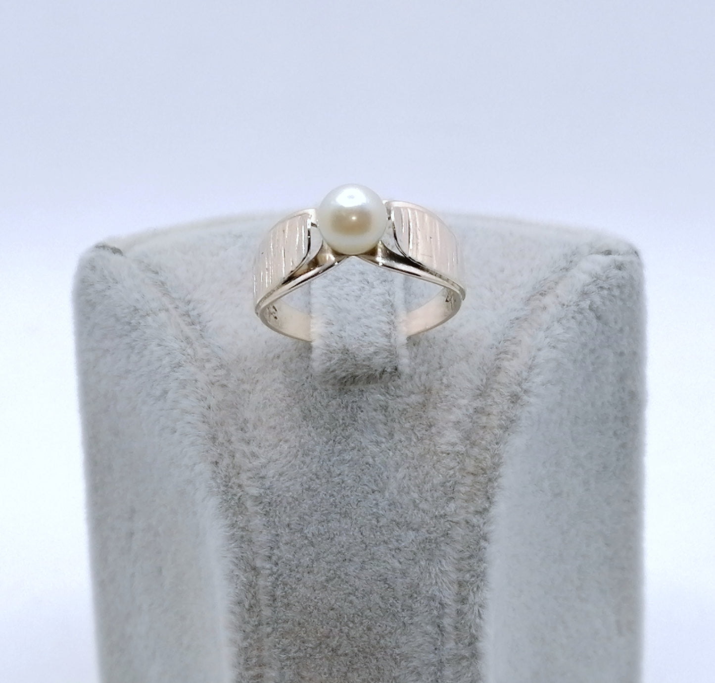 Ring Gold 333er vintage Perlenring Gr. 52