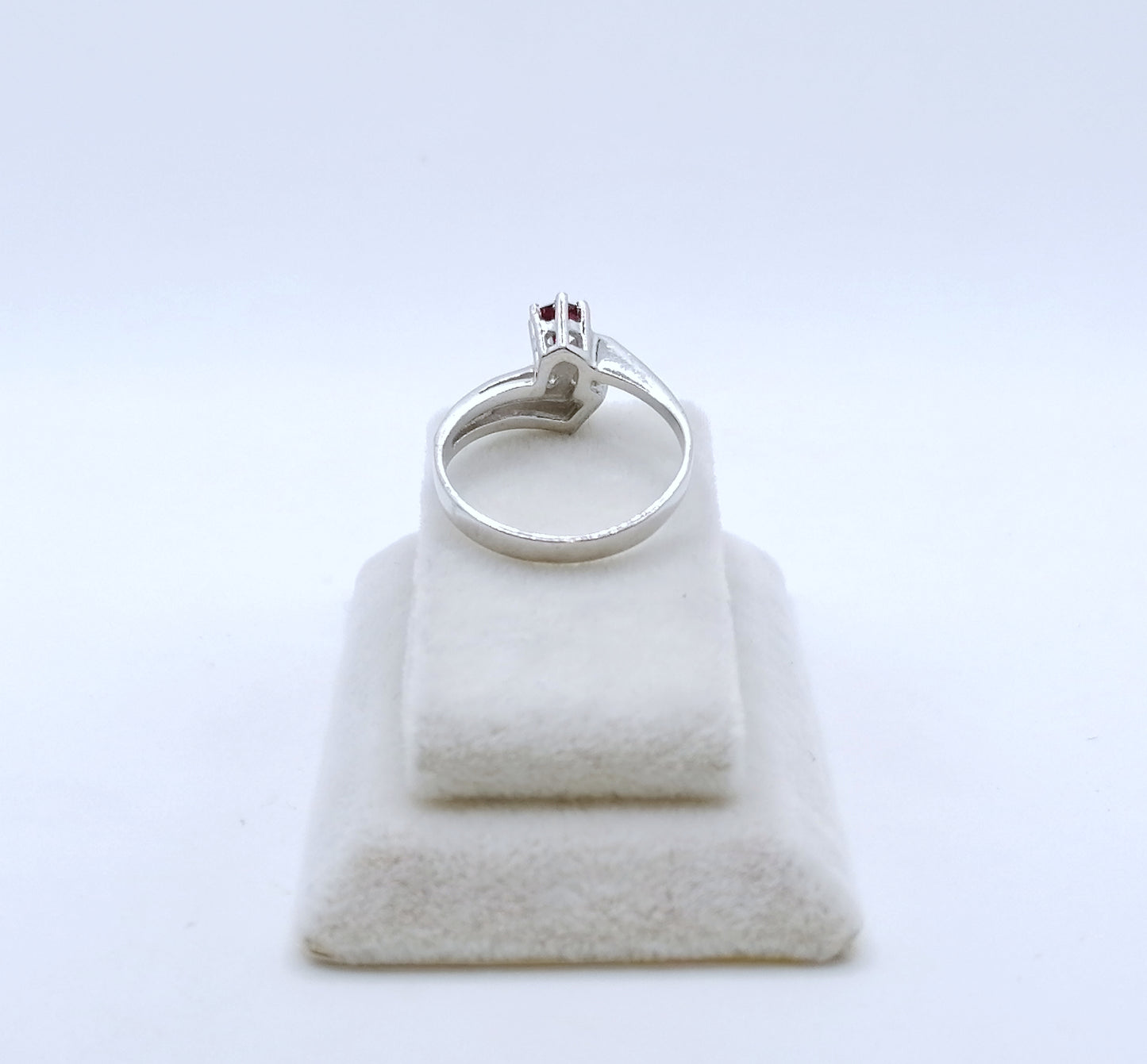 Ring Gold 585er mit Rubin und Diamanten