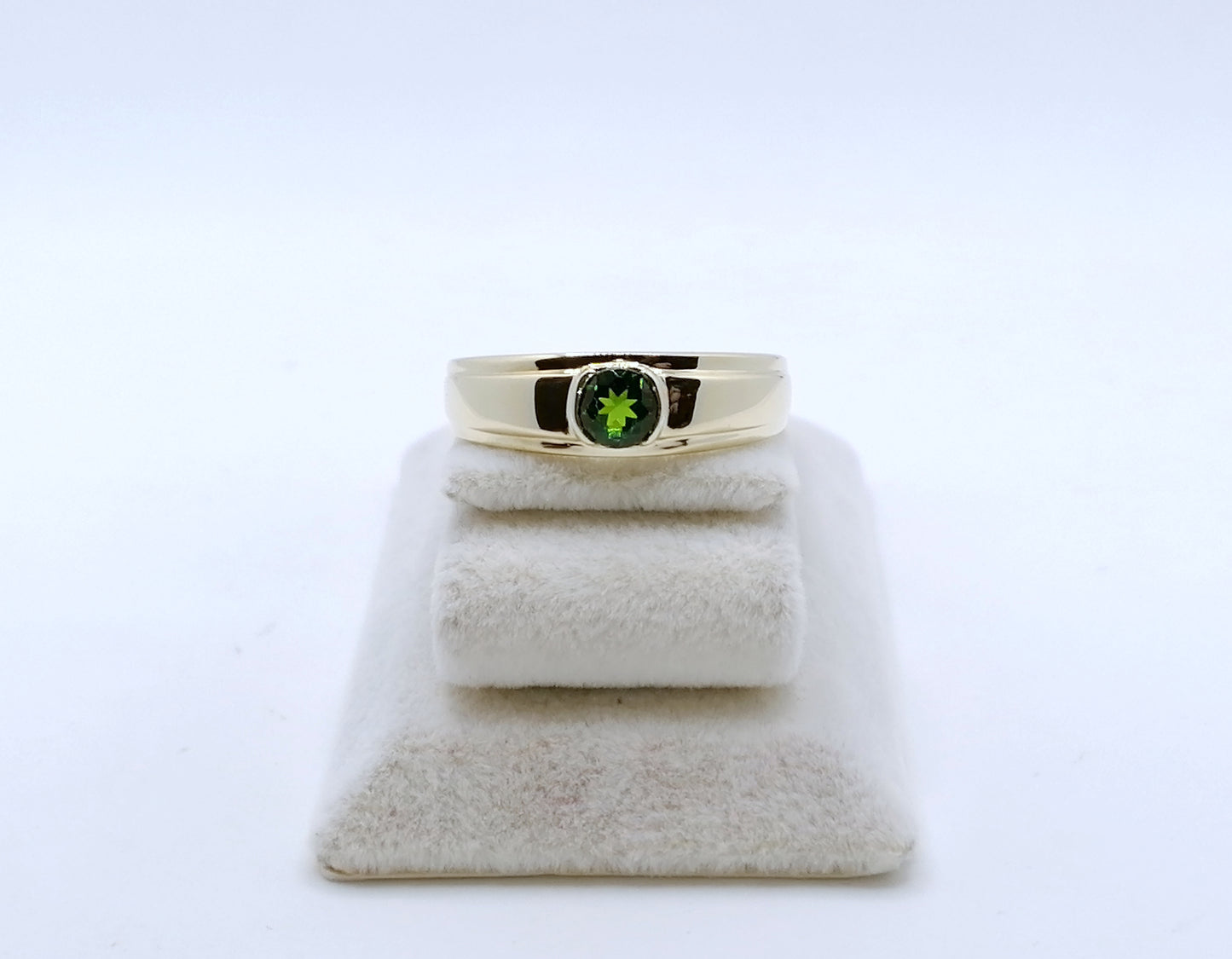 Ring Gold 375er mit Diopsid