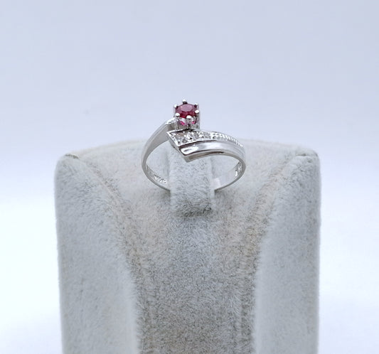 Ring Gold 585er mit Rubin und Diamanten