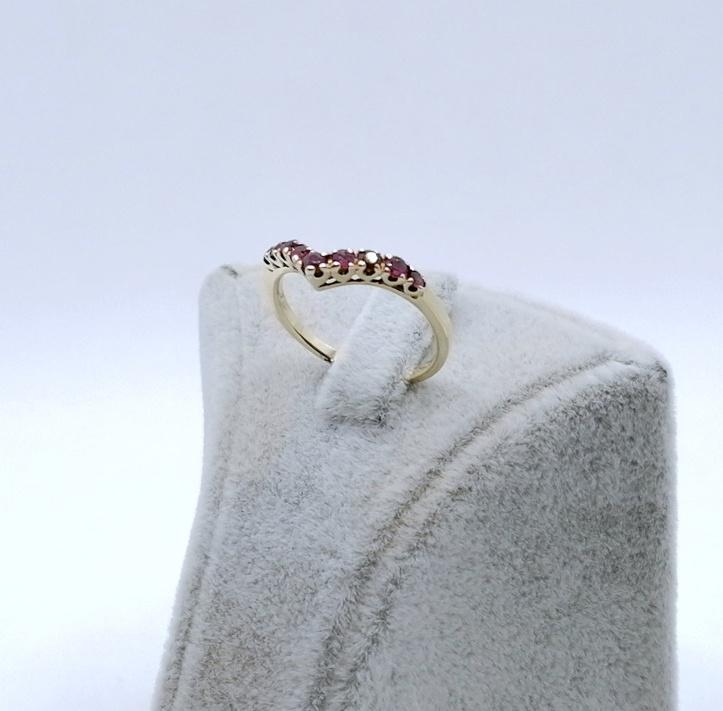 Ring Gold 585er mit Rubin Steinchen Gr. 53
