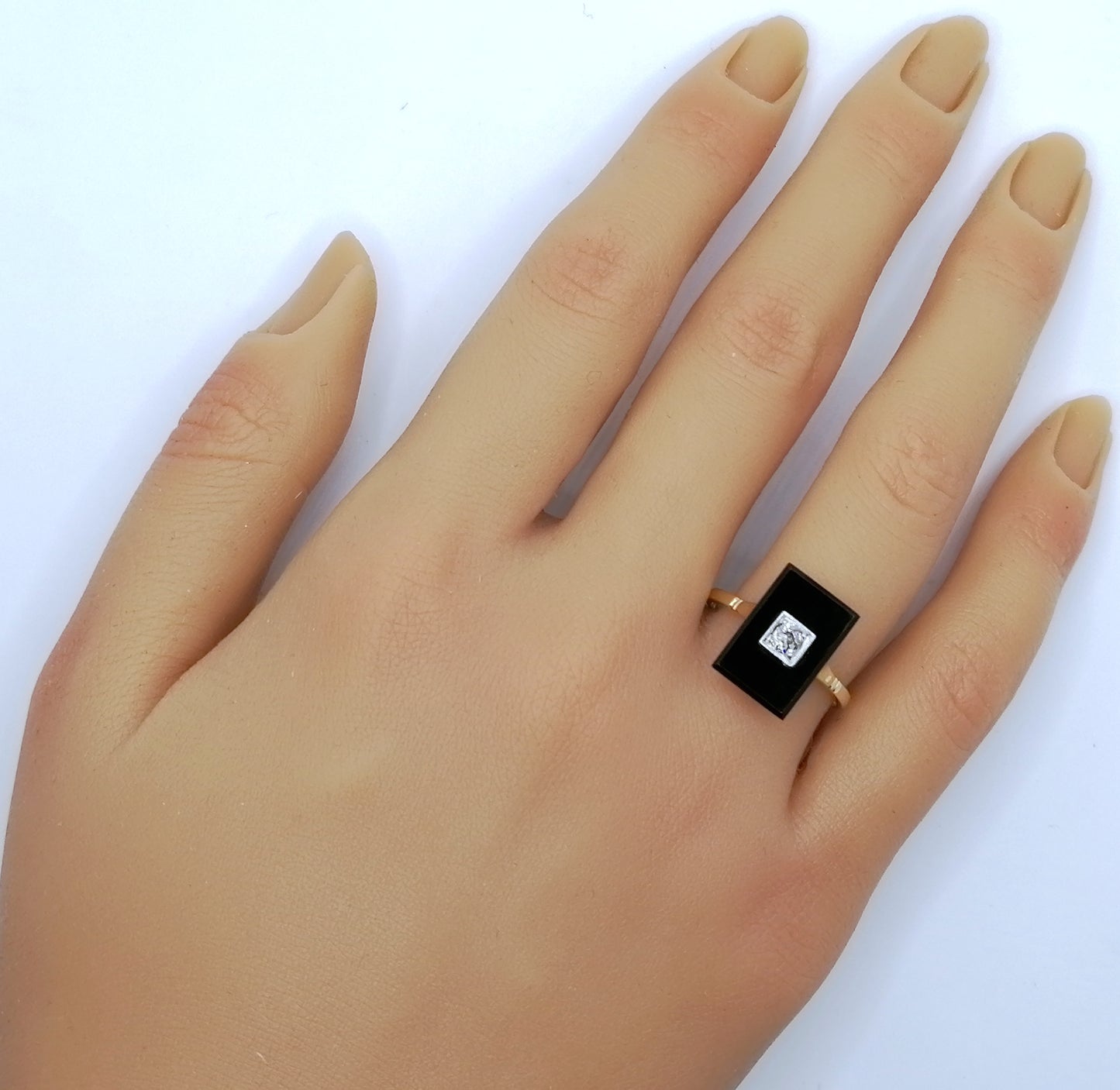 Ring Art Deco Gelbgold 585er mit Onyx und Brillant Gr. 57