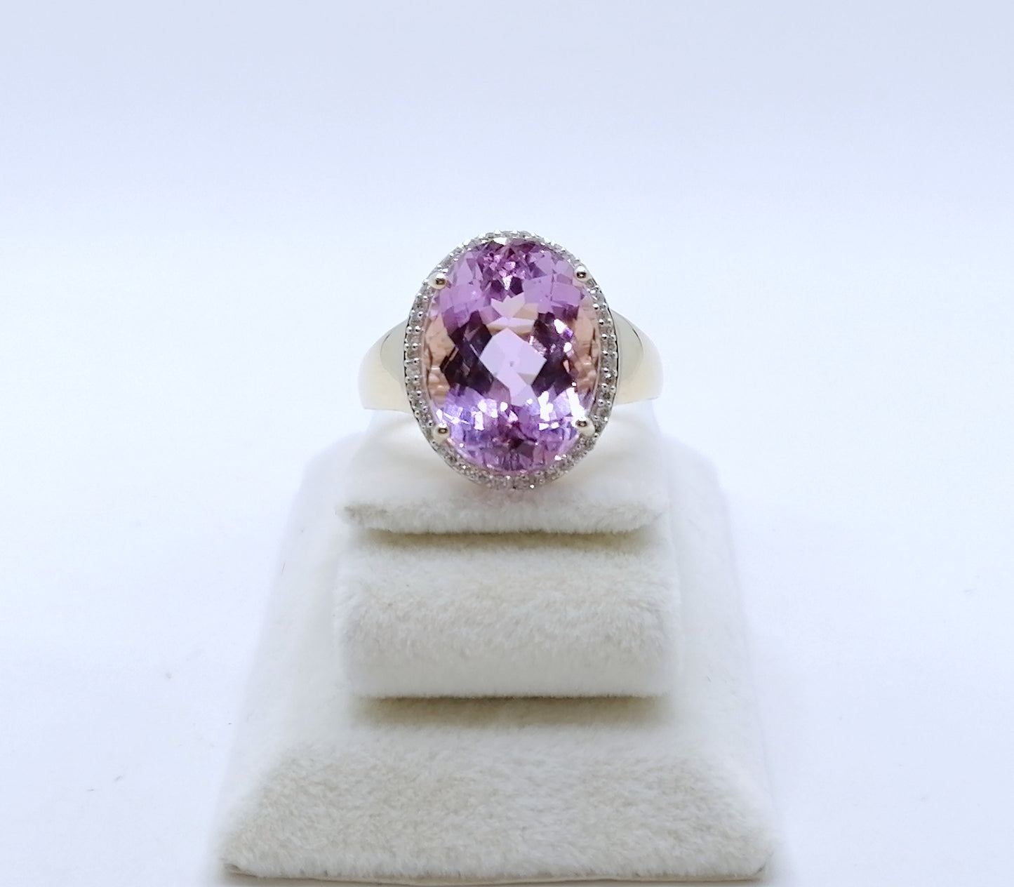 Ring Gold 585er mit Kunzit und Diamanten Harry Ivens