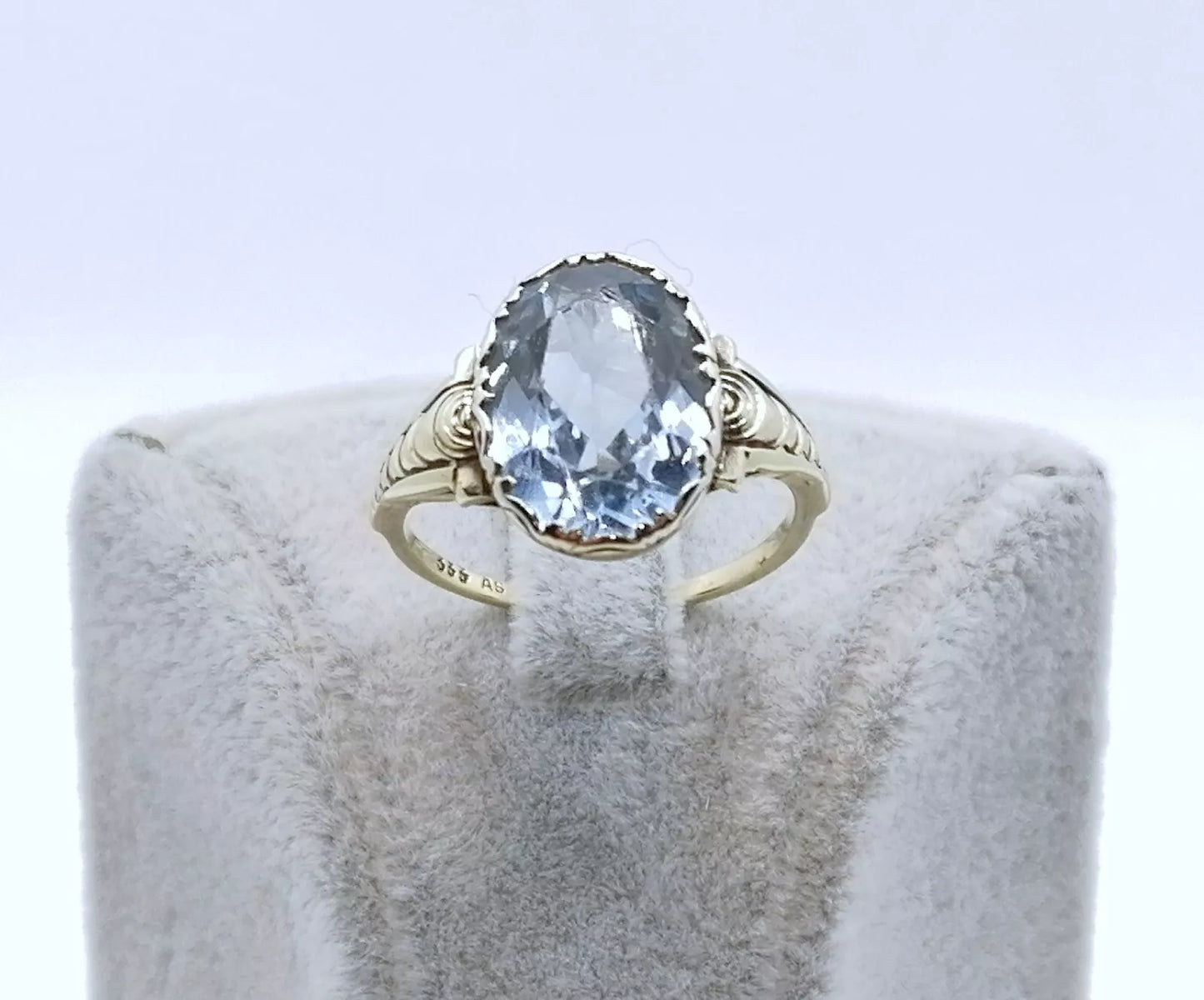 Vintage Ring Gold 333er mit Spinell Gr. 57