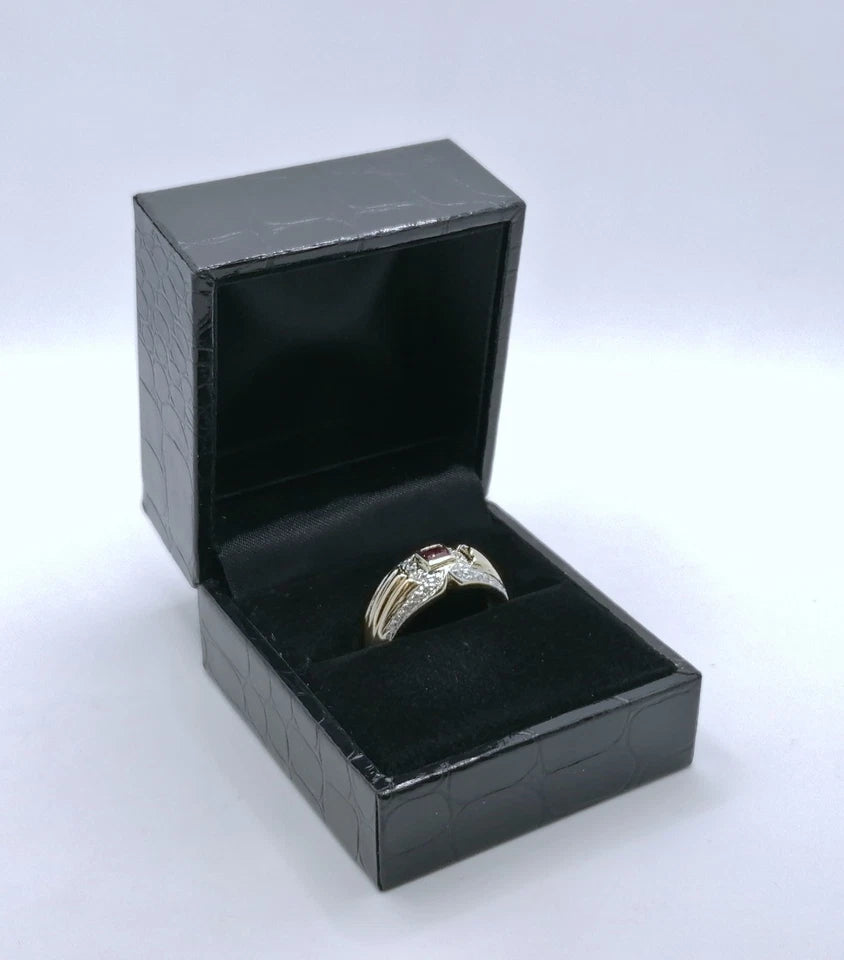 Ring Gold 585er mit Rubin und Diamanten Gr. 57