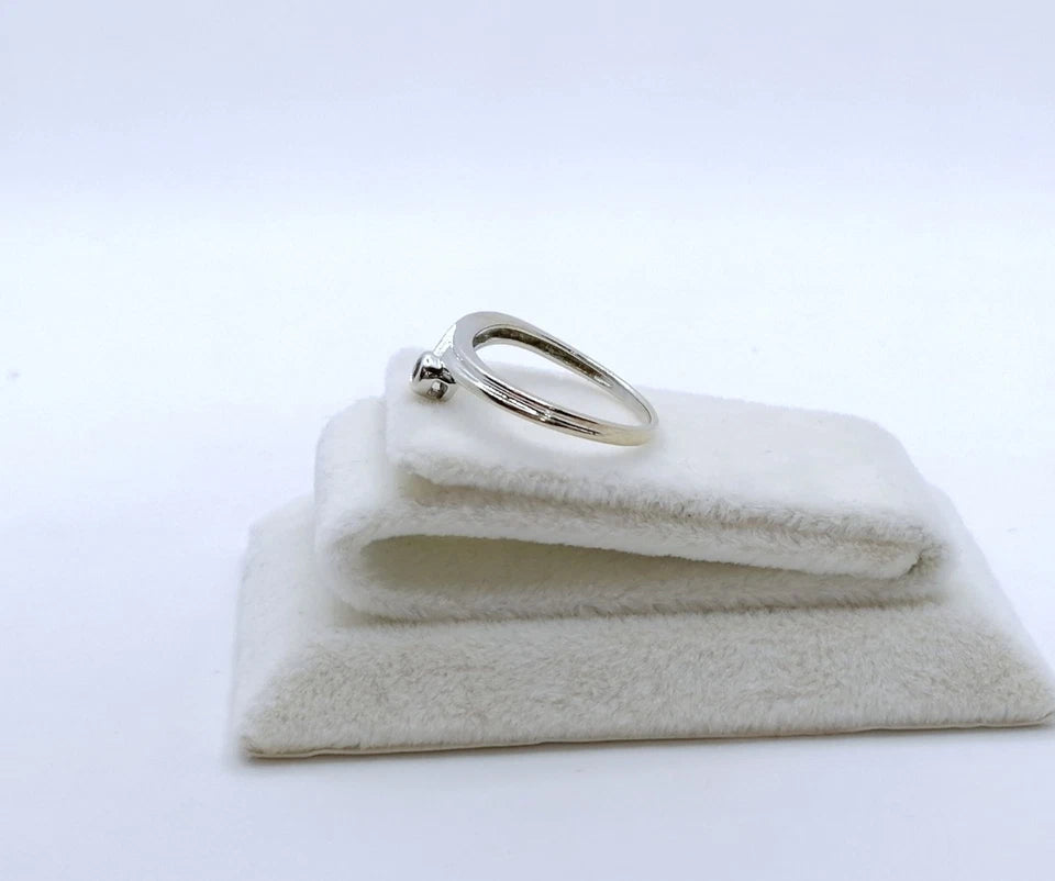 Ring Weißgold 585er mit Saphir und Diamantsplitter Gr. 49