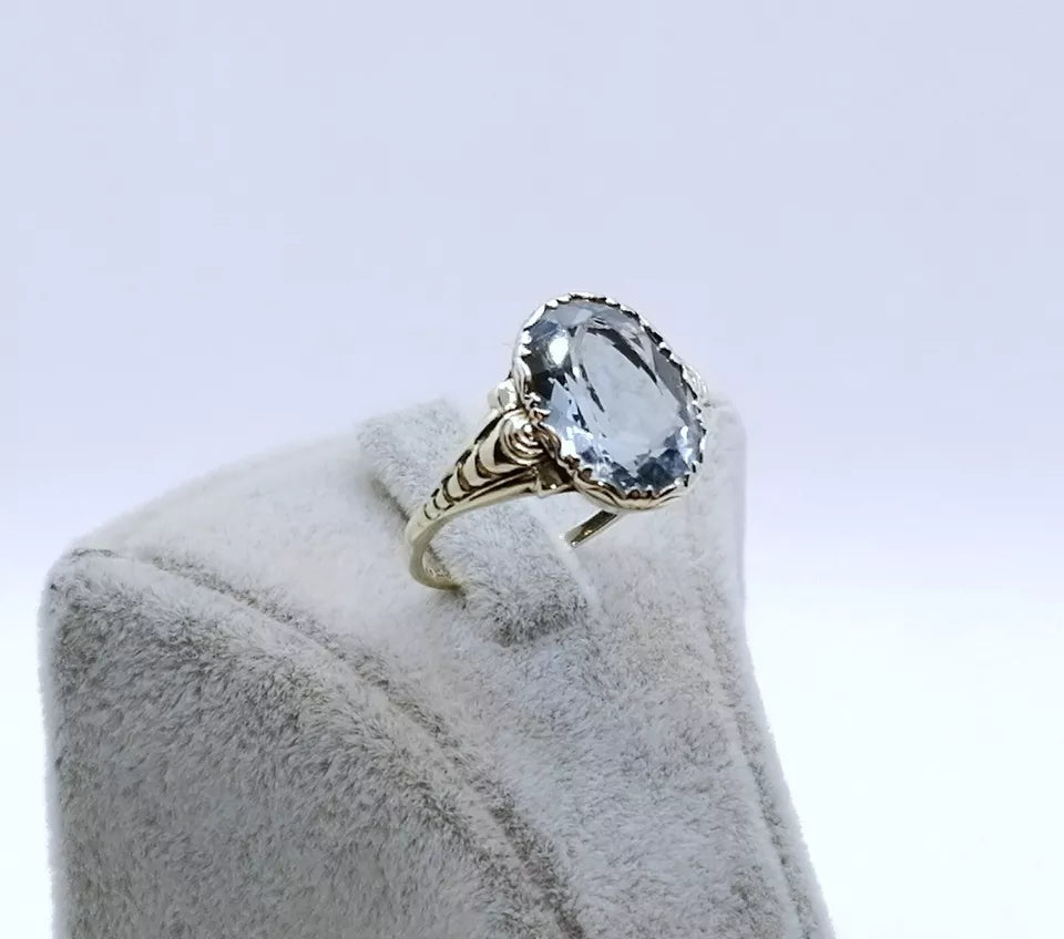 Vintage Ring Gold 333er mit Spinell Gr. 57