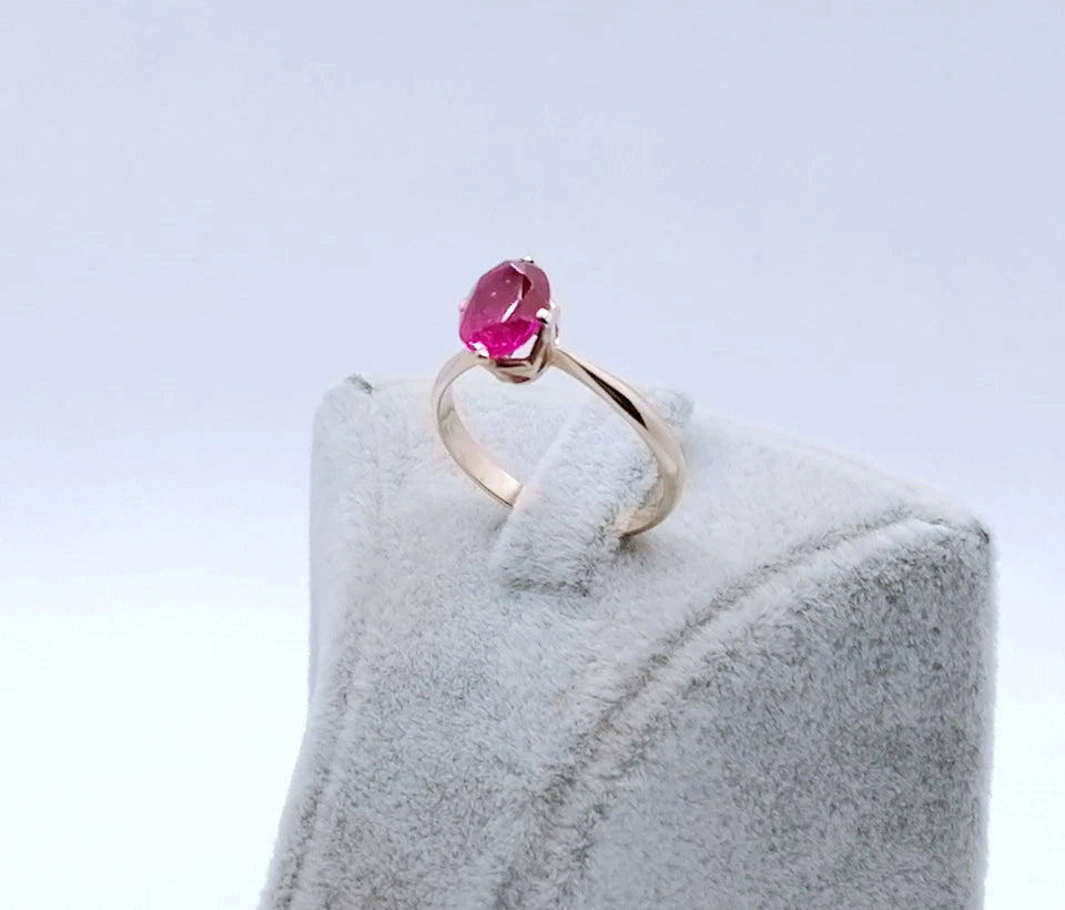 Ring Rotgold 583er Sowjet UdSSR Goldring mit Rubin Gr. 53