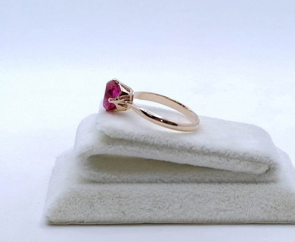Ring Rotgold 583er Sowjet UdSSR Goldring mit Rubin Gr. 53