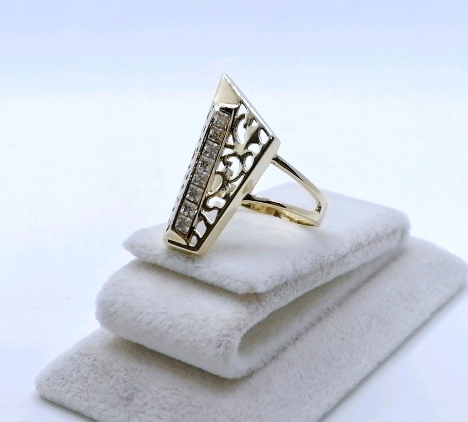 Ring Gold 585er prunkvoll mit Zirkonia Gr. 58