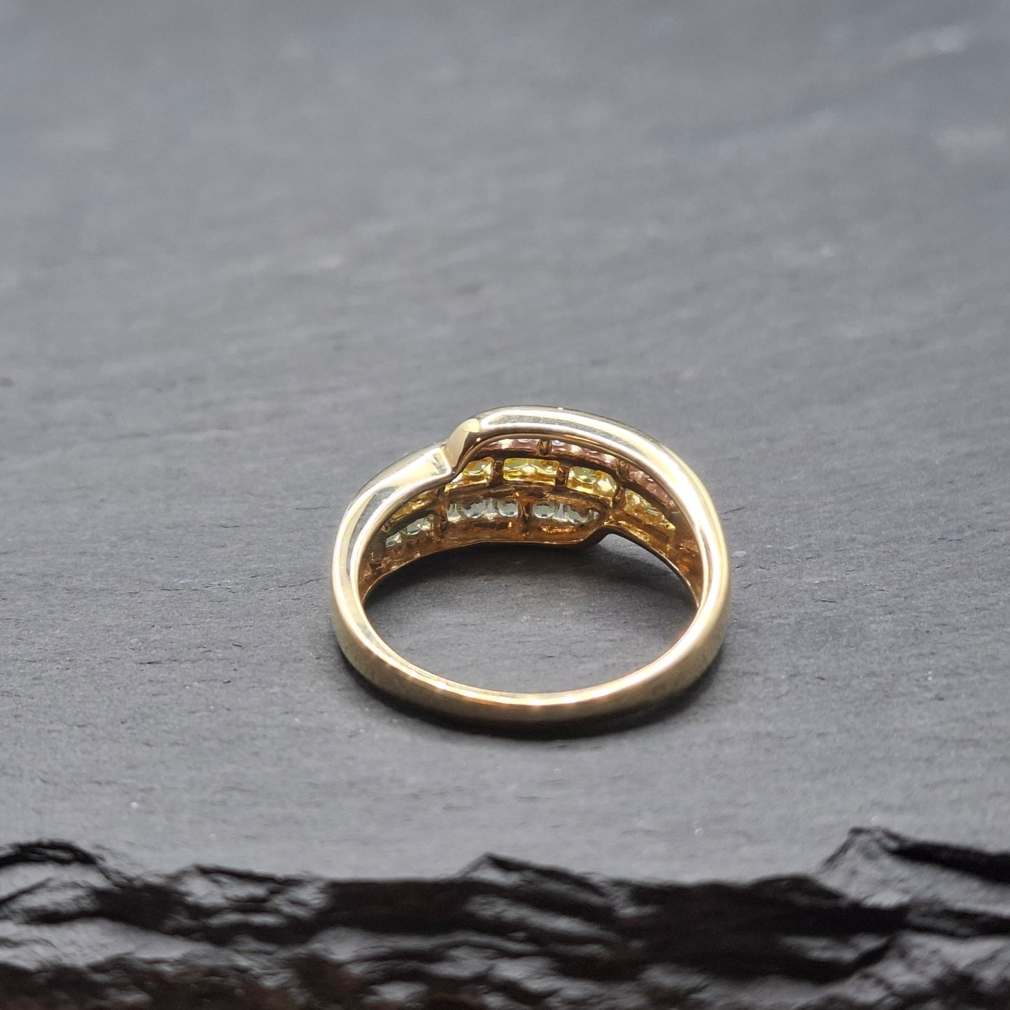 Ring Gold 585er mit farbigen Saphir Edelsteinen Gr. 60