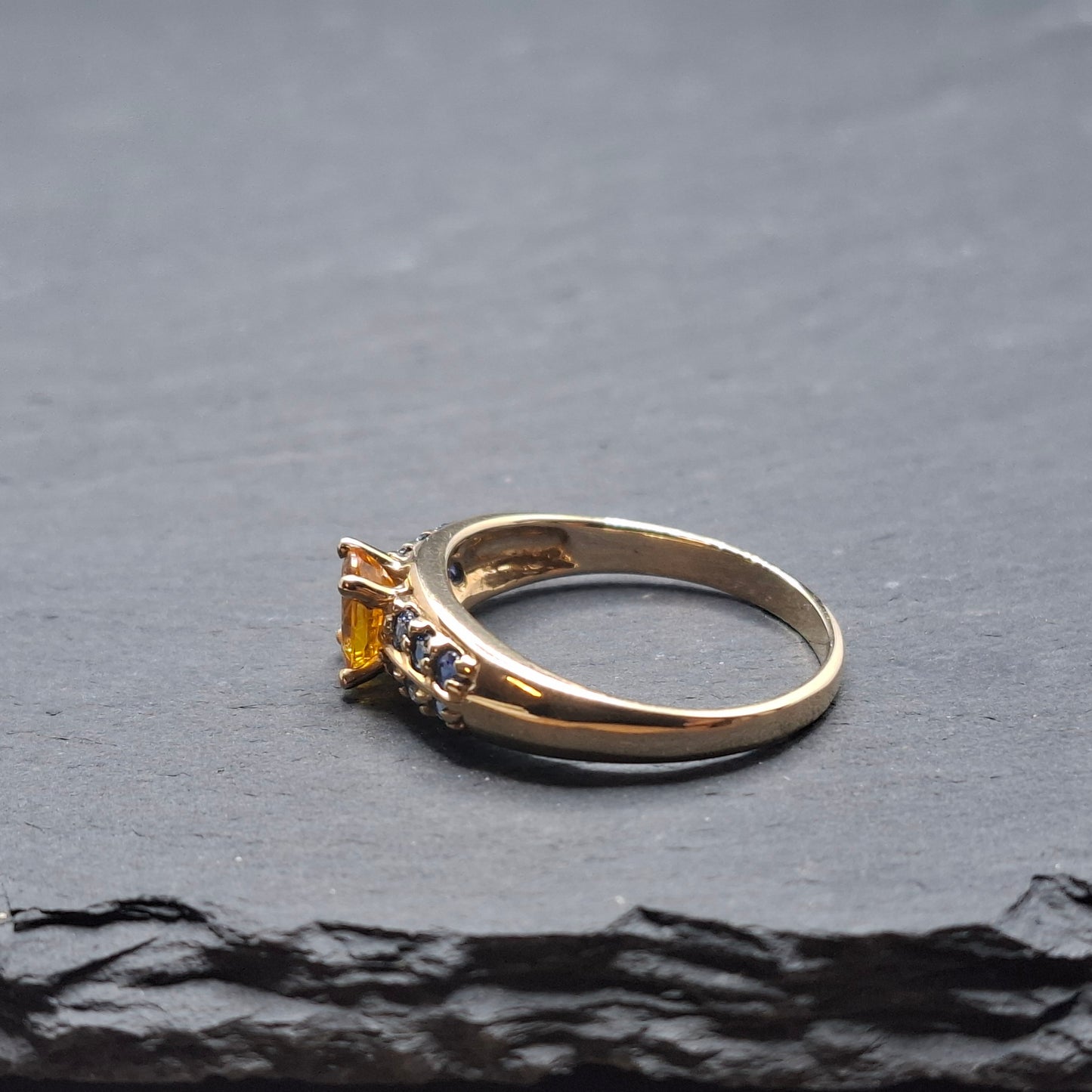 Harry Ivens Ring Gold 375er mit gelbem und blauen Saphir Edelsteinen Gr. 60