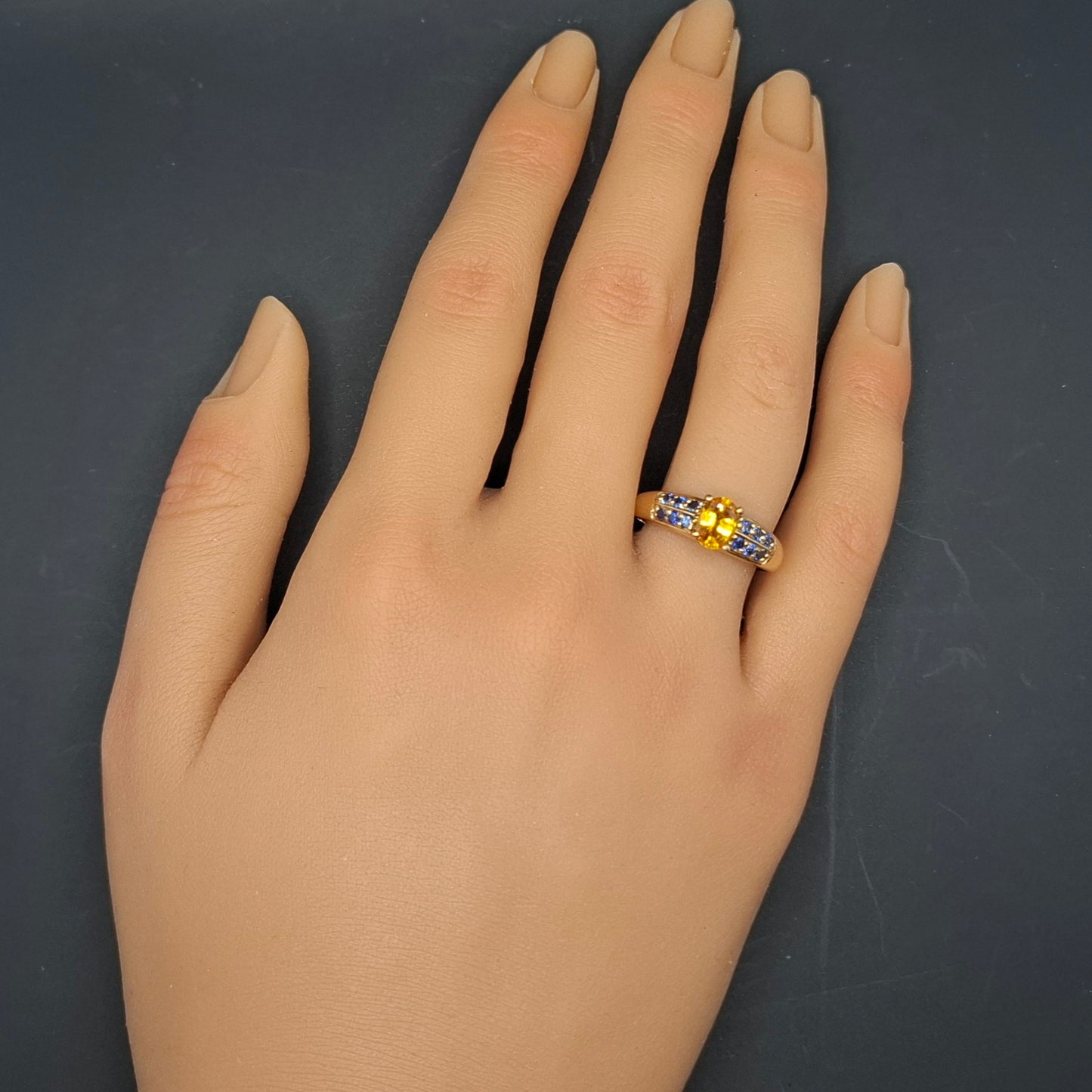 Harry Ivens Ring Gold 375er mit gelbem und blauen Saphir Edelsteinen Gr. 60