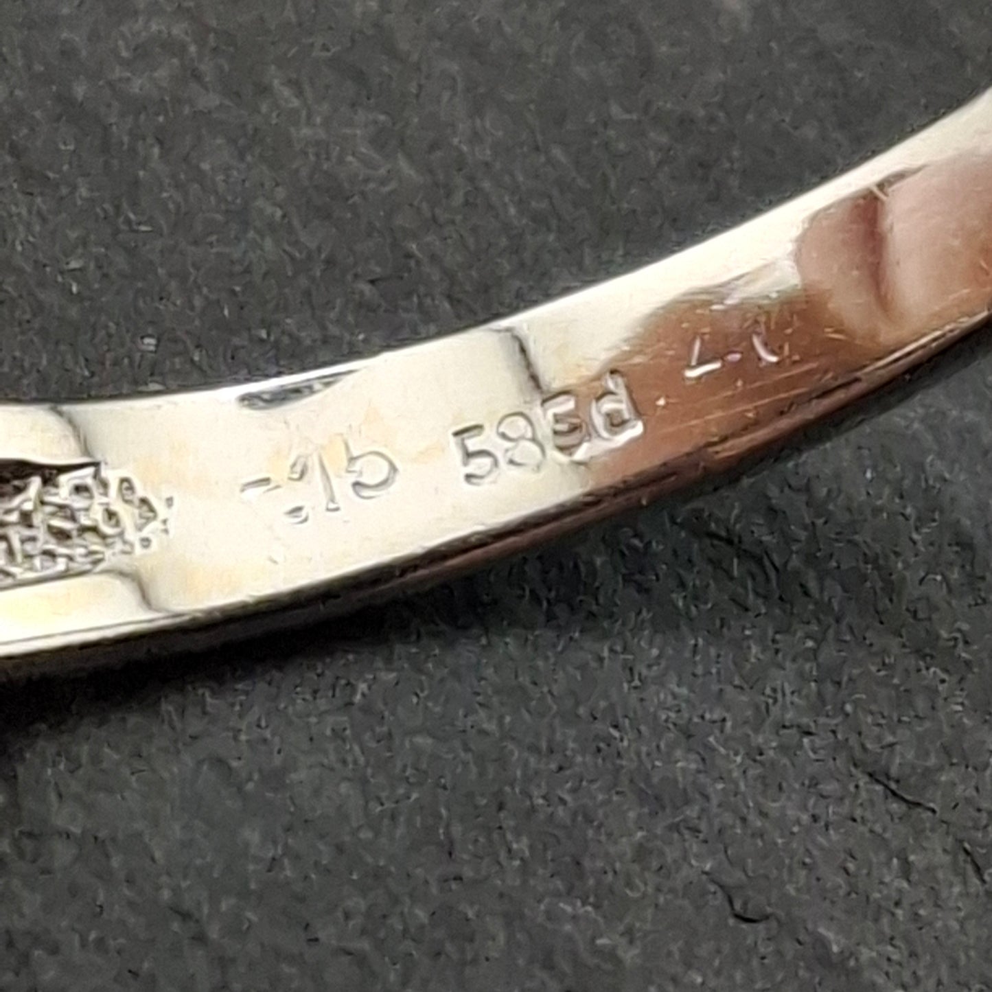 Weißgold Ring mit Saphiren und Diamanten Gr. 63
