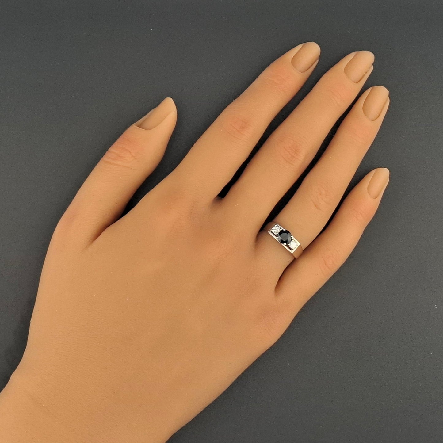 Ring Weißgold 750 mit Saphir und Brillanten