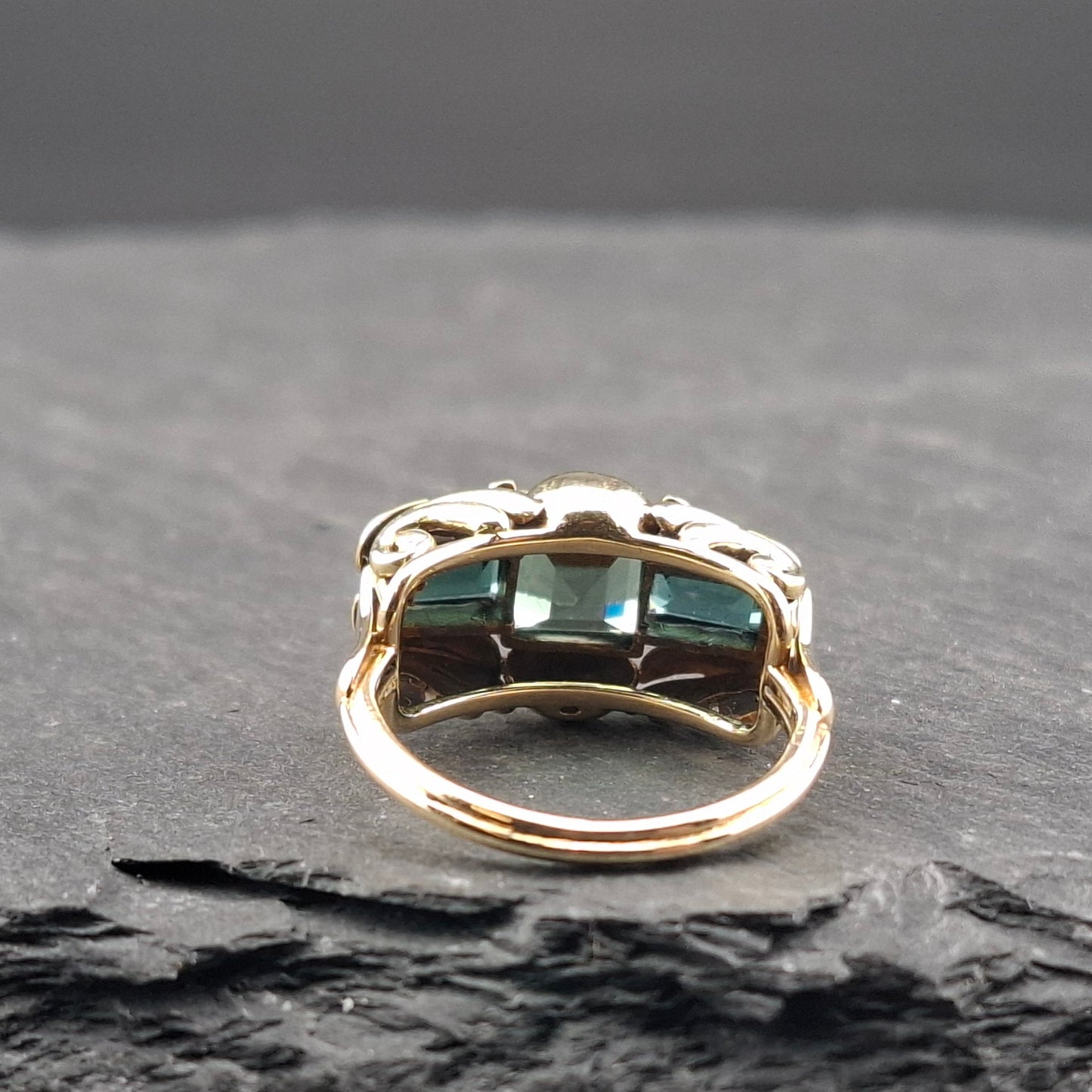 Artdeco Spinell Goldring 585er Gr. 49