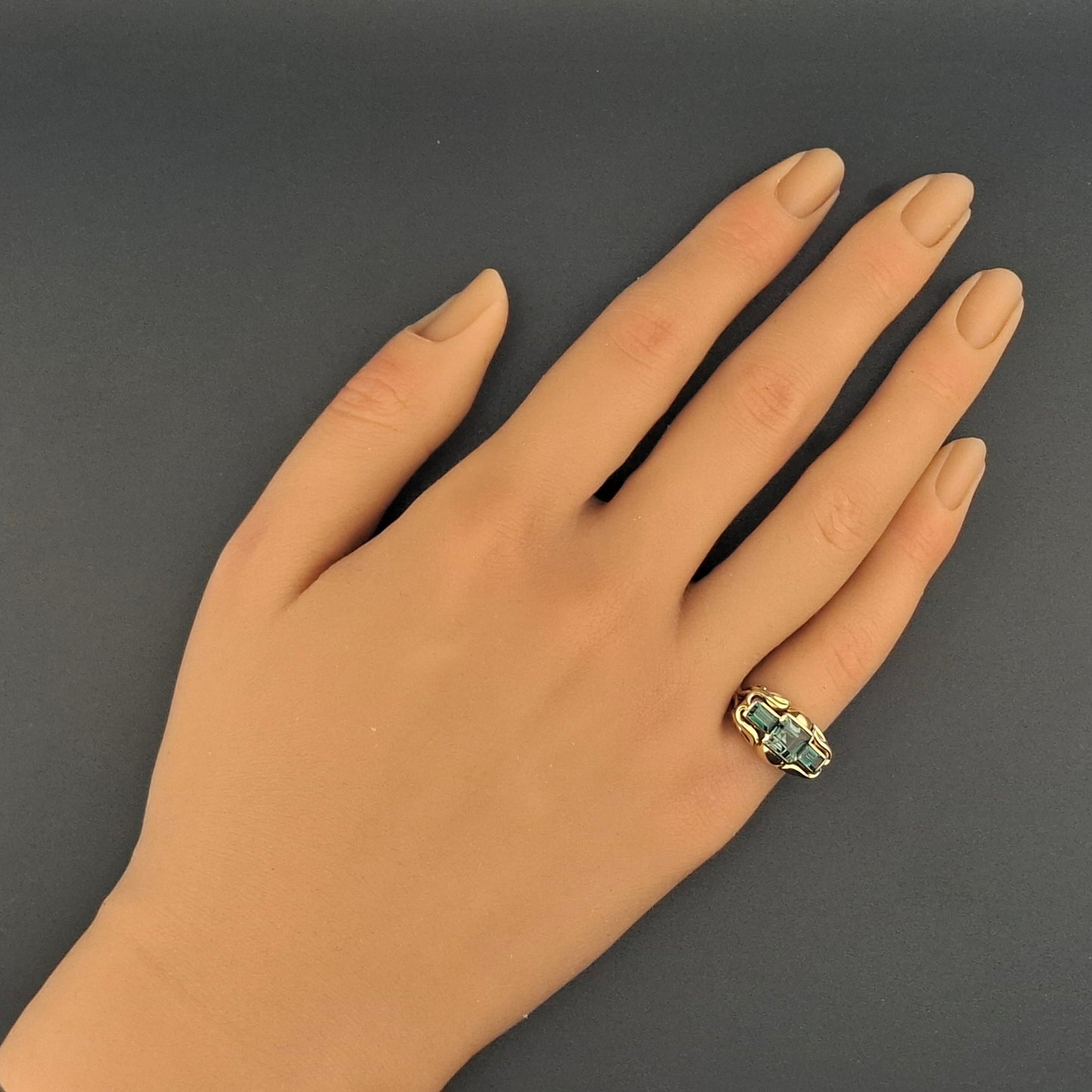 Artdeco Spinell Goldring 585er Gr. 49