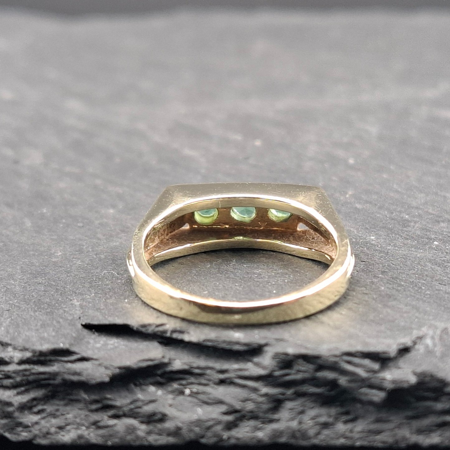 Ring Gold 585er mit Smaragd Edelsteinen