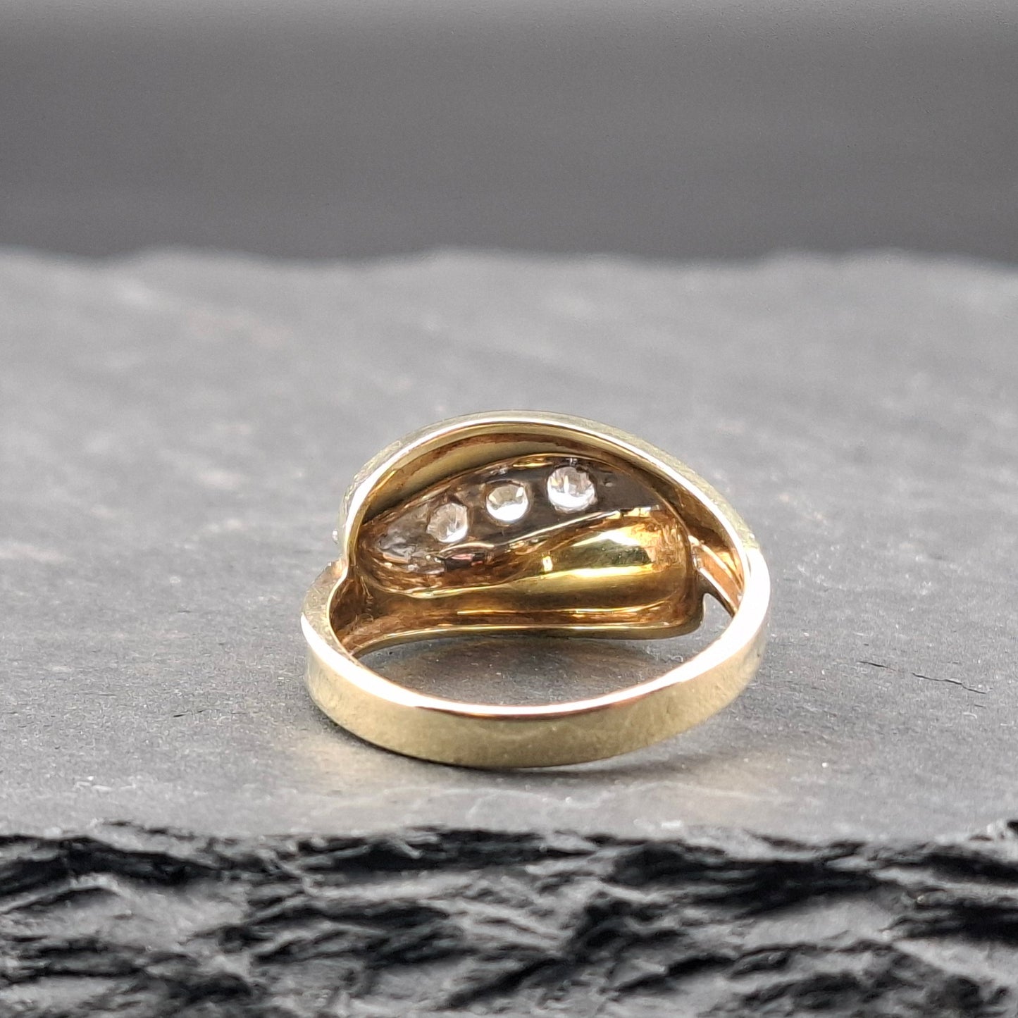 Vintage Goldring 585er mit lupenreinen Brillanten
