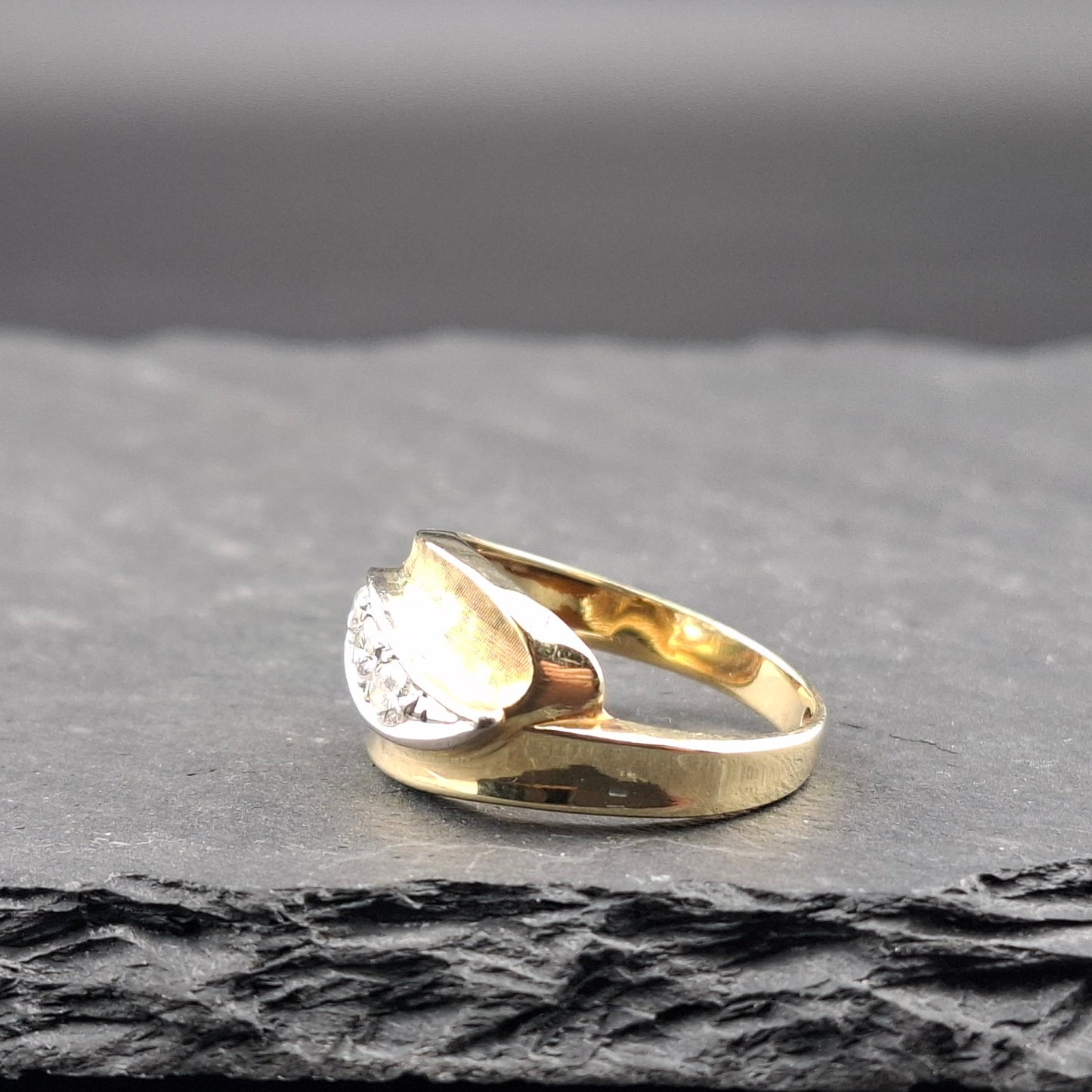Vintage Goldring 585er mit lupenreinen Brillanten