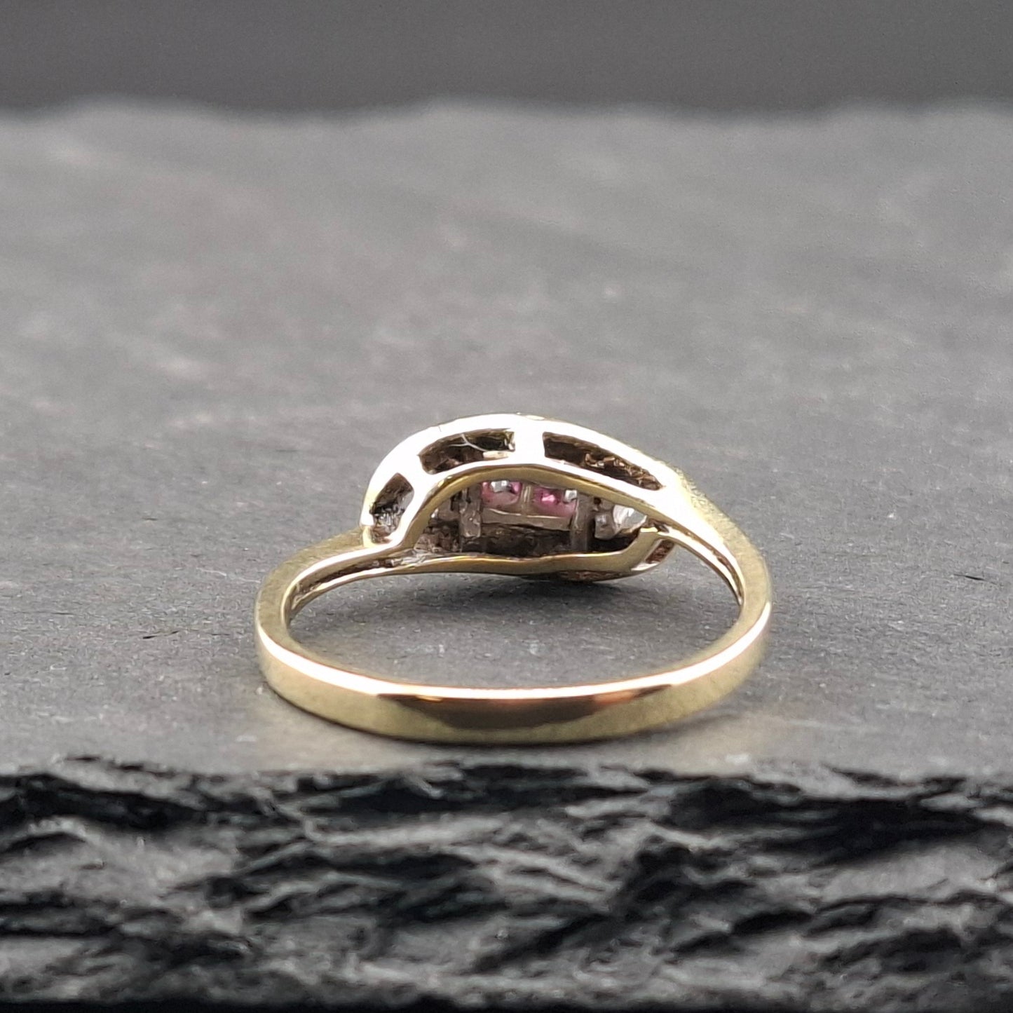 Ring Gold 585er mit Rubin Steinchen Gr. 53