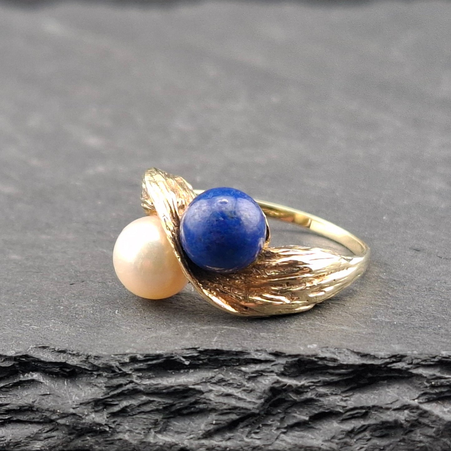 Vintage Gold Damenring mit Lapislazuli und Perle Goldring Gr. 58