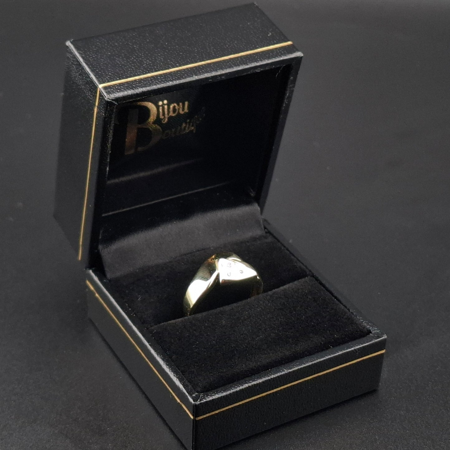 Ring Gold 585er mit Diamantsplitter Gr. 52
