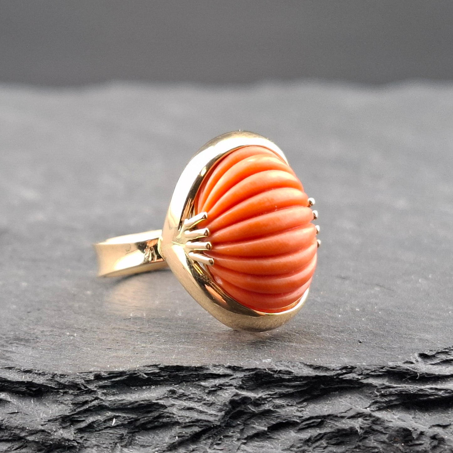 Ring Gold 750er mit Koralle Gr. 52