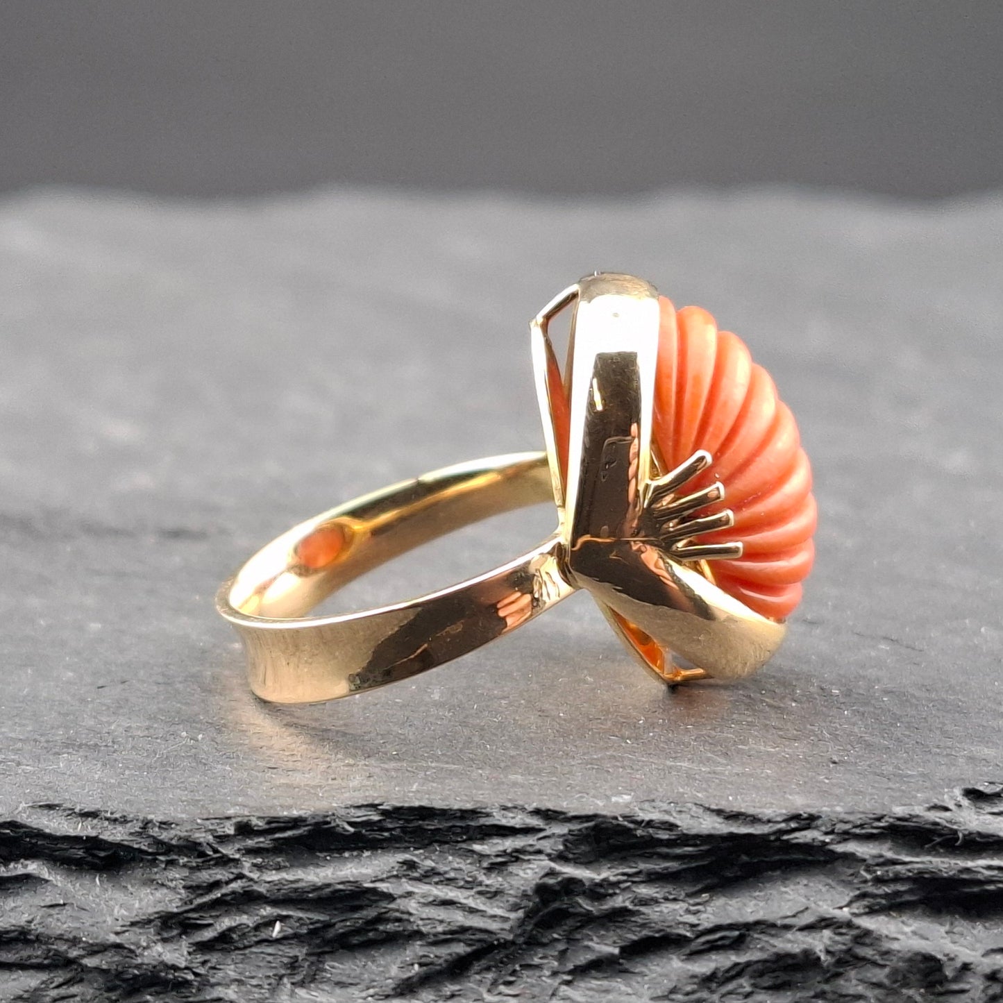 Ring Gold 750er mit Koralle Gr. 52
