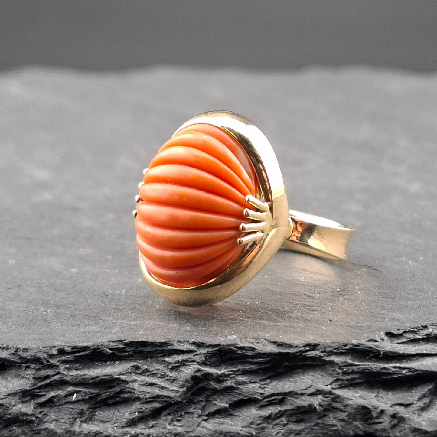 Ring Gold 750er mit Koralle Gr. 52