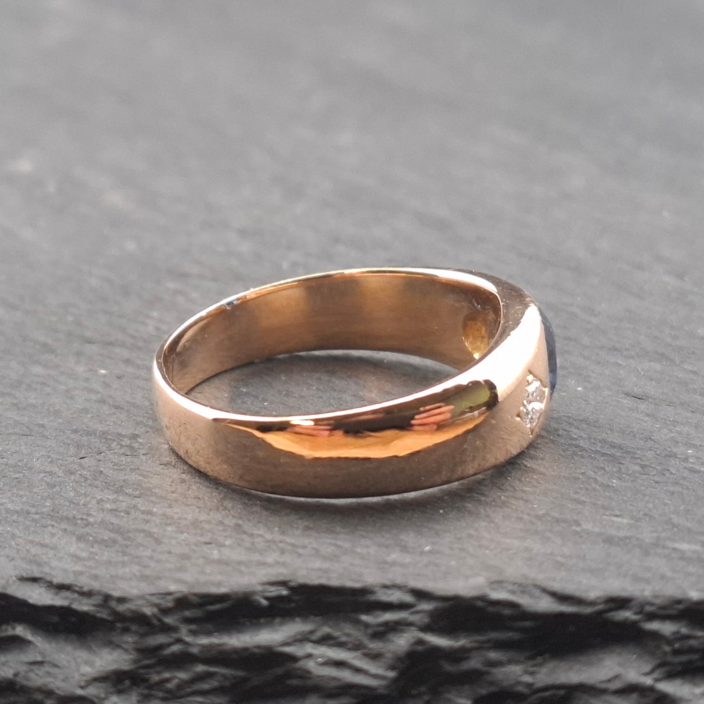 Ring Rotgold 585er mit Saphir und Brillanten Goldring Gr. 60