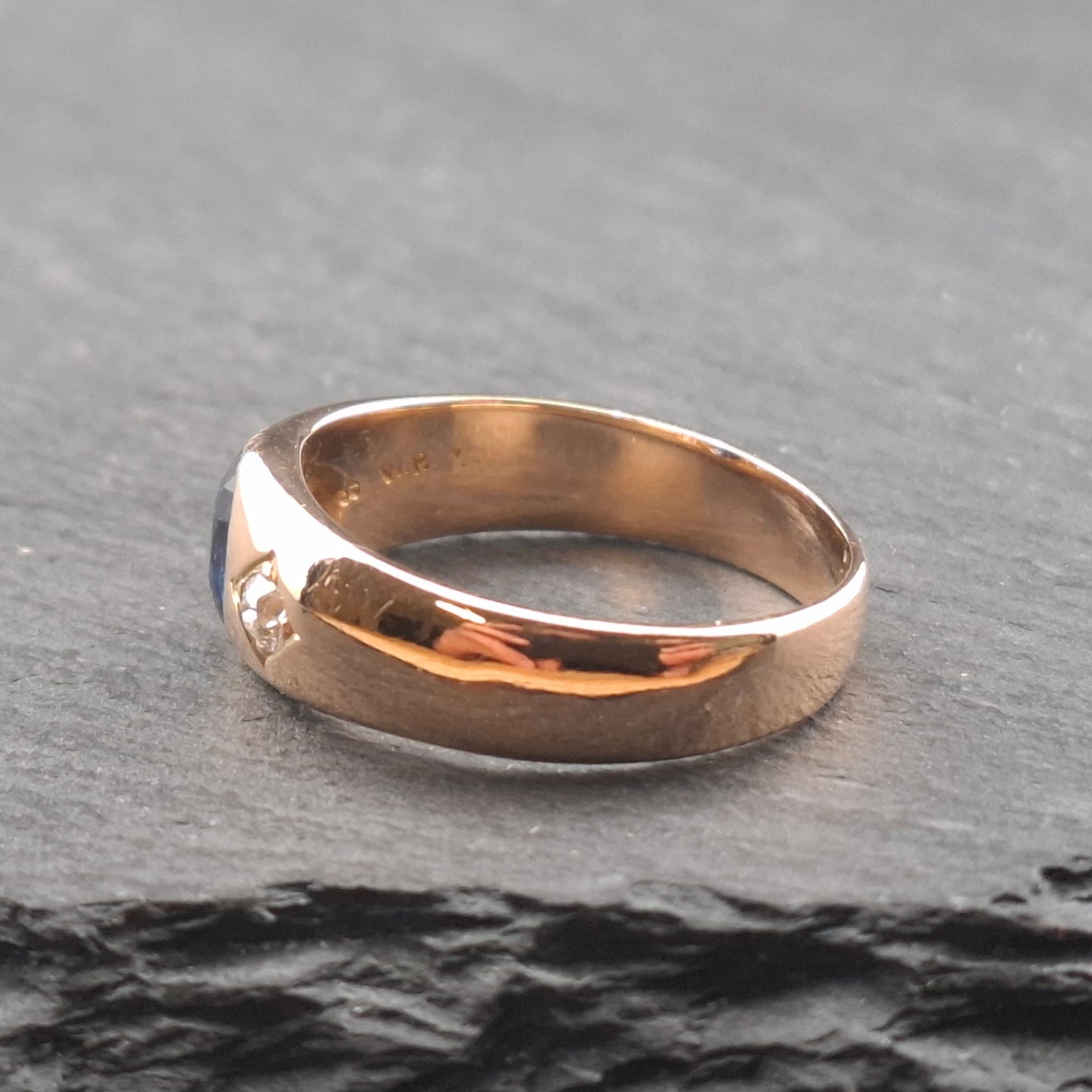 Ring Rotgold 585er mit Saphir und Brillanten Goldring Gr. 60