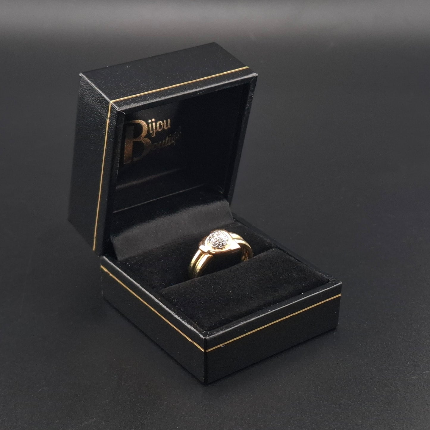 Ring Gold 750er mit Diamanten in Herzförmiger Krone