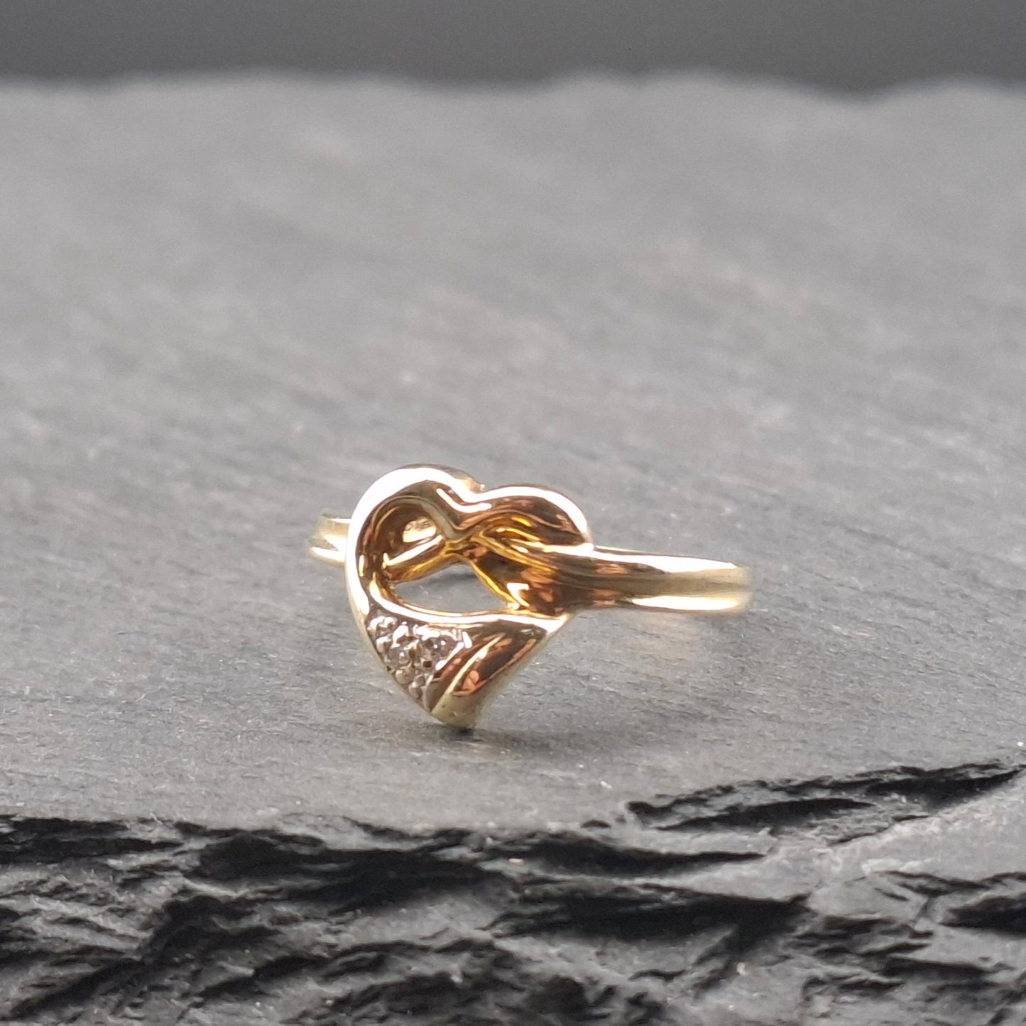Ring Gold 333er mit Diamantsplitter Herzförmig Gr. 50