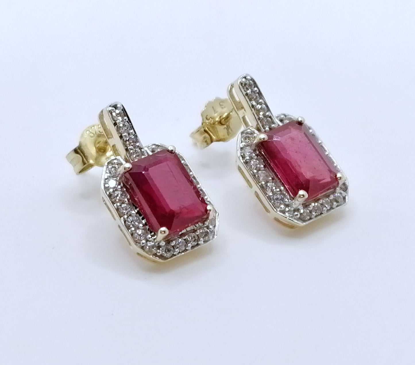 Ohrringe Gold 375er mit Spinell und Zirkonen