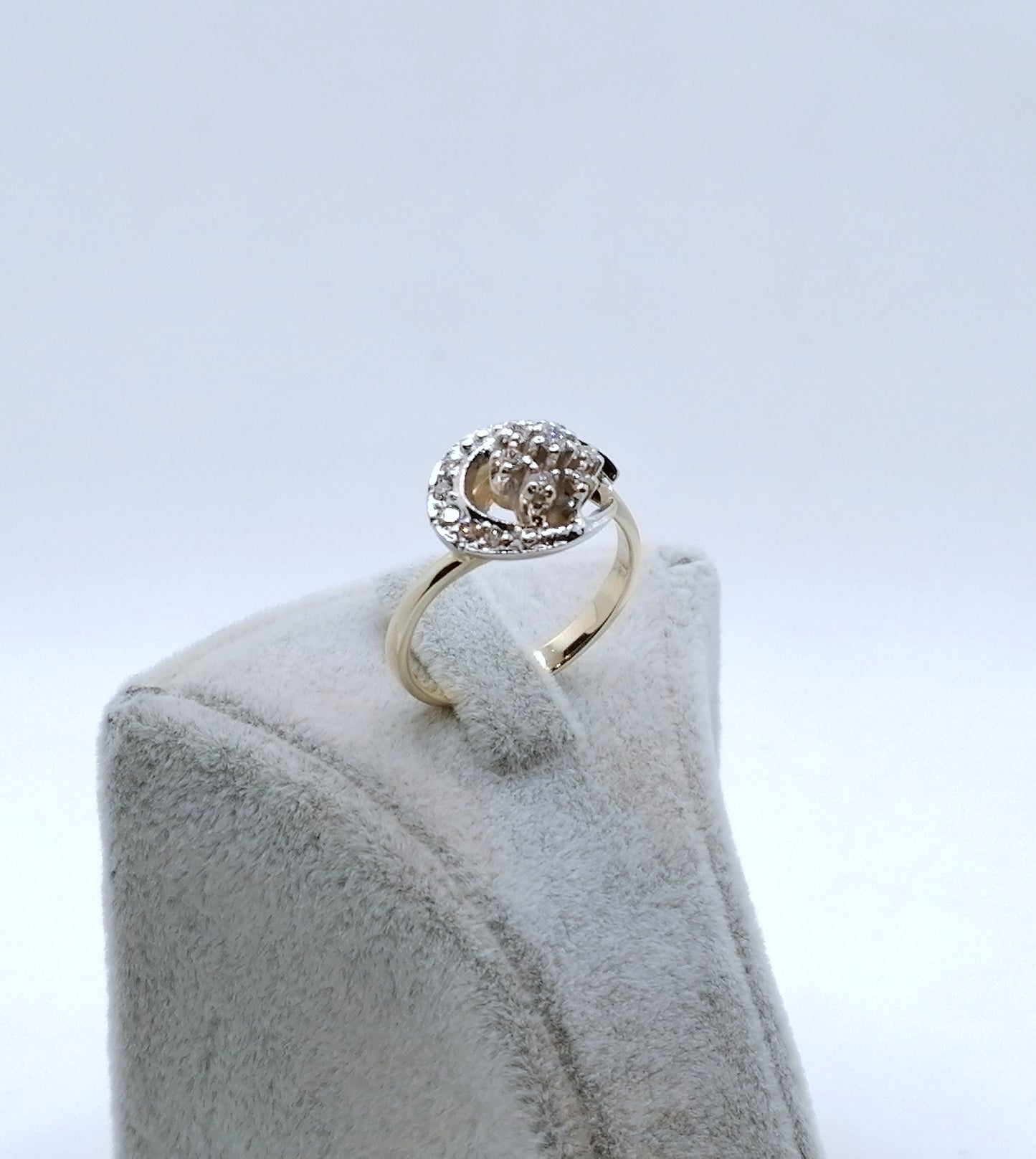 Ring Gold 585er mit funkelnden Brillanten Gr. 58
