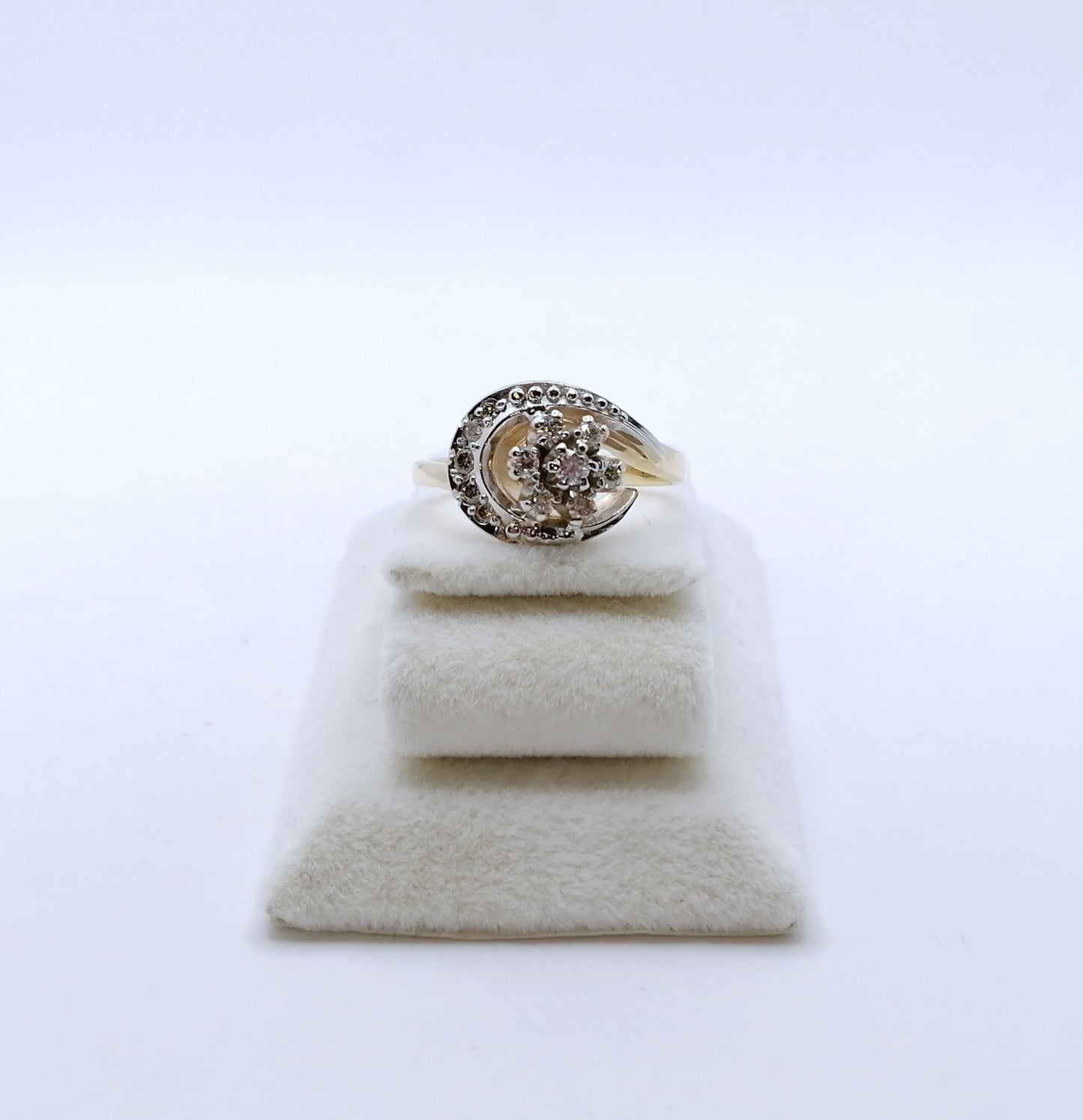 Ring Gold 585er mit funkelnden Brillanten Gr. 58