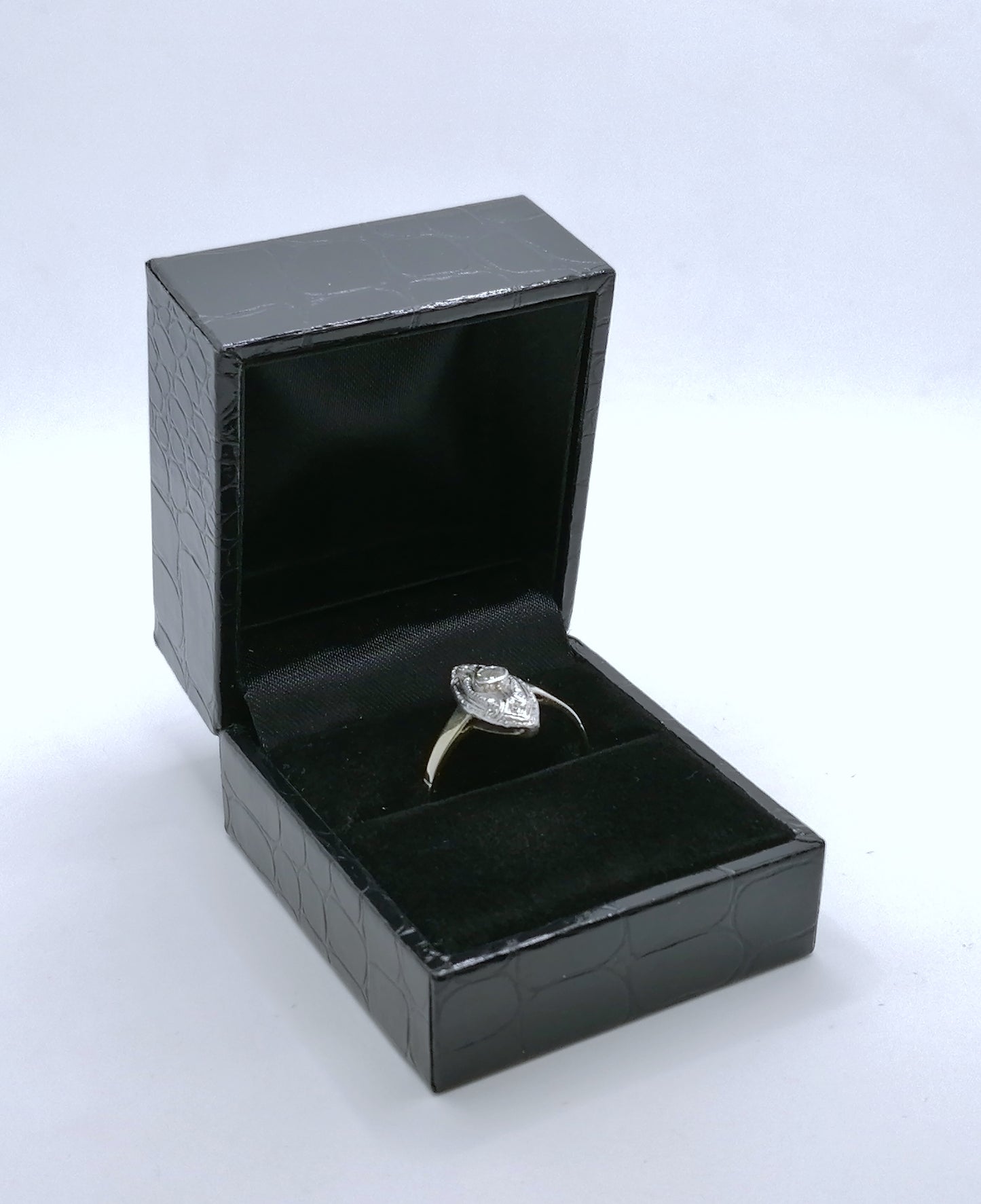 Ring Gold 333er mit Zirkonia Damenring Gr. 61