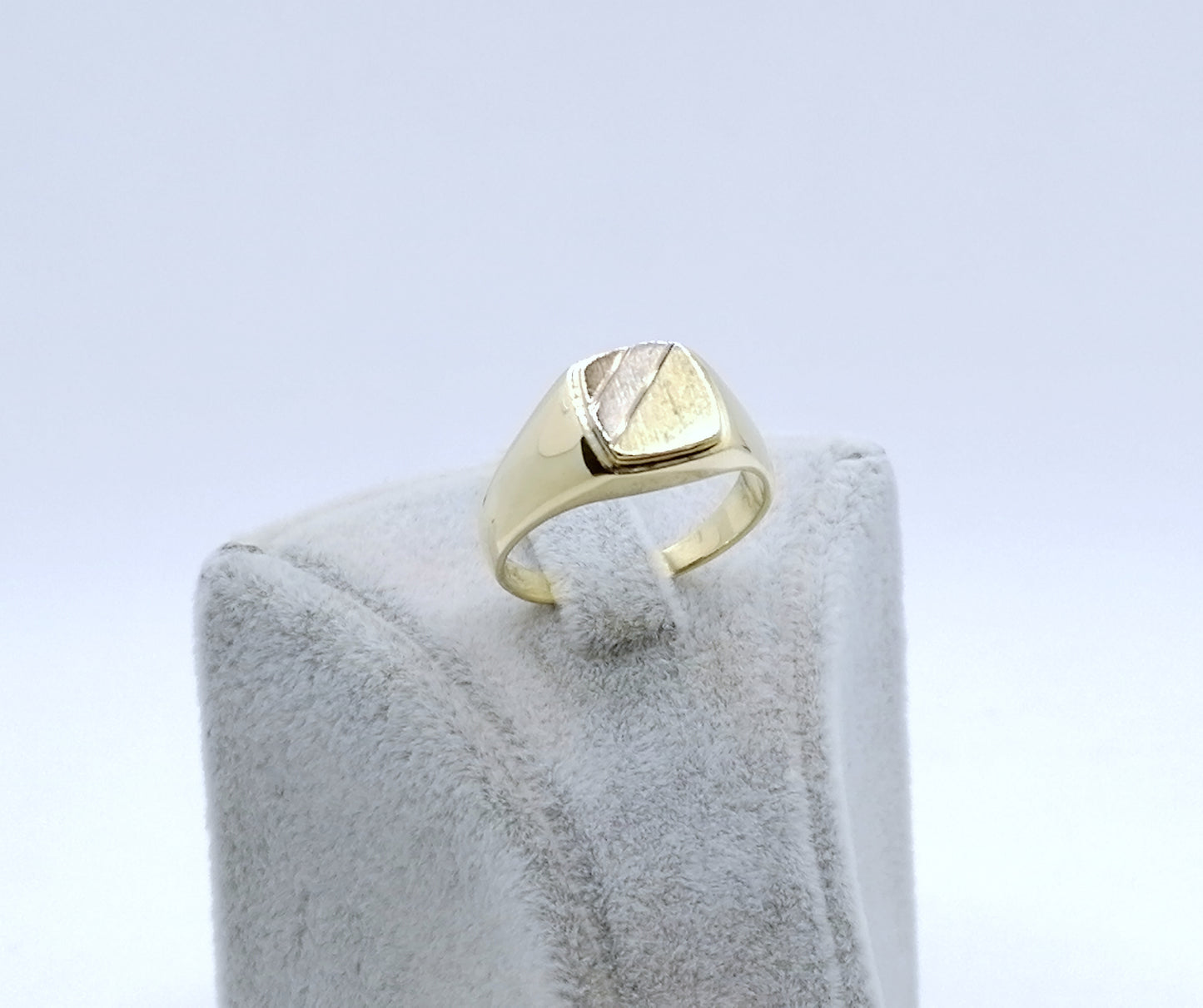 Ring Gold 750er Siegelring tricolor Gr. 58