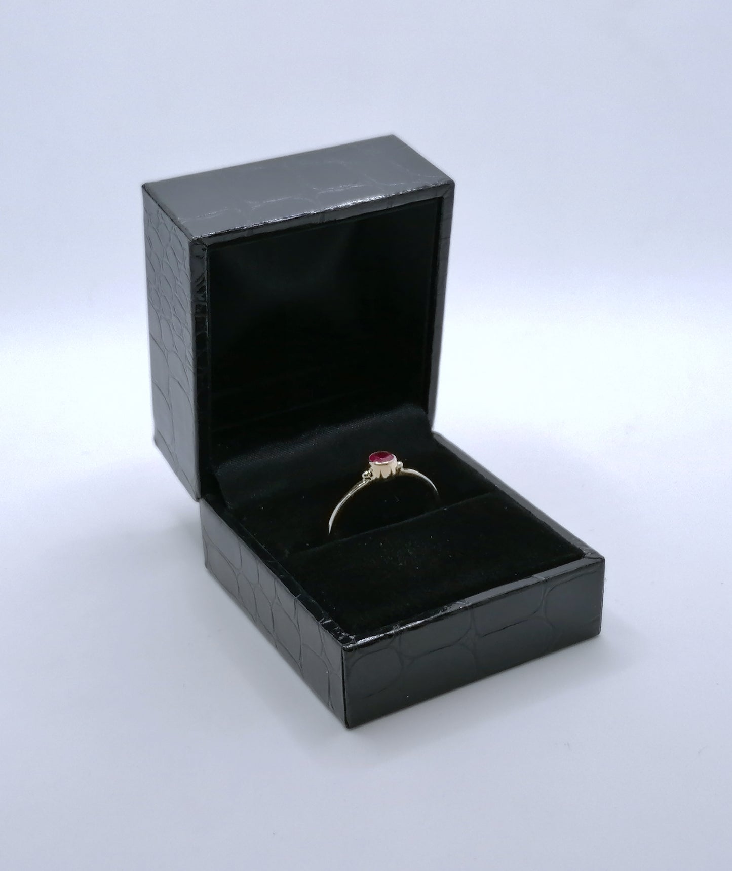 Ring Gold 585er mit Rubin Gr. 60